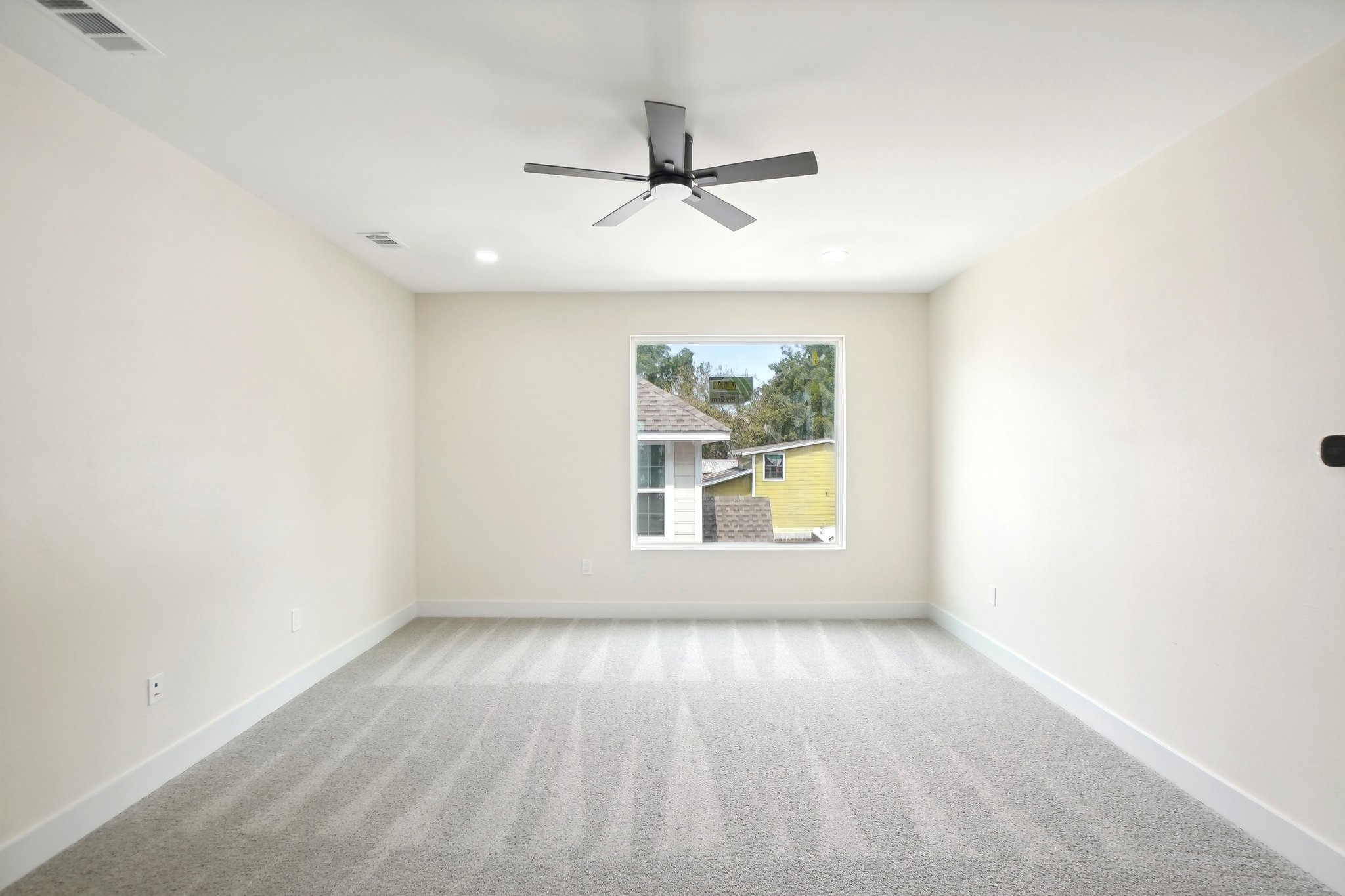 542 PEMBERTON HILL Road , Dallas, TX, 75217 | 20720144 | Realty Texas LLC