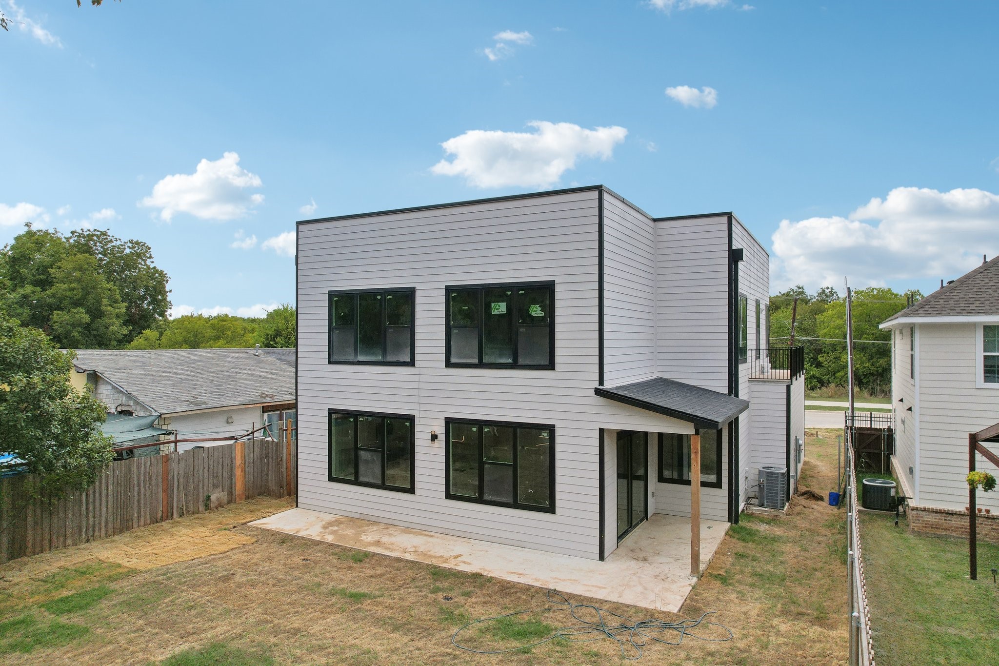 542 PEMBERTON HILL Road , Dallas, TX, 75217 | 20720144 | Realty Texas LLC