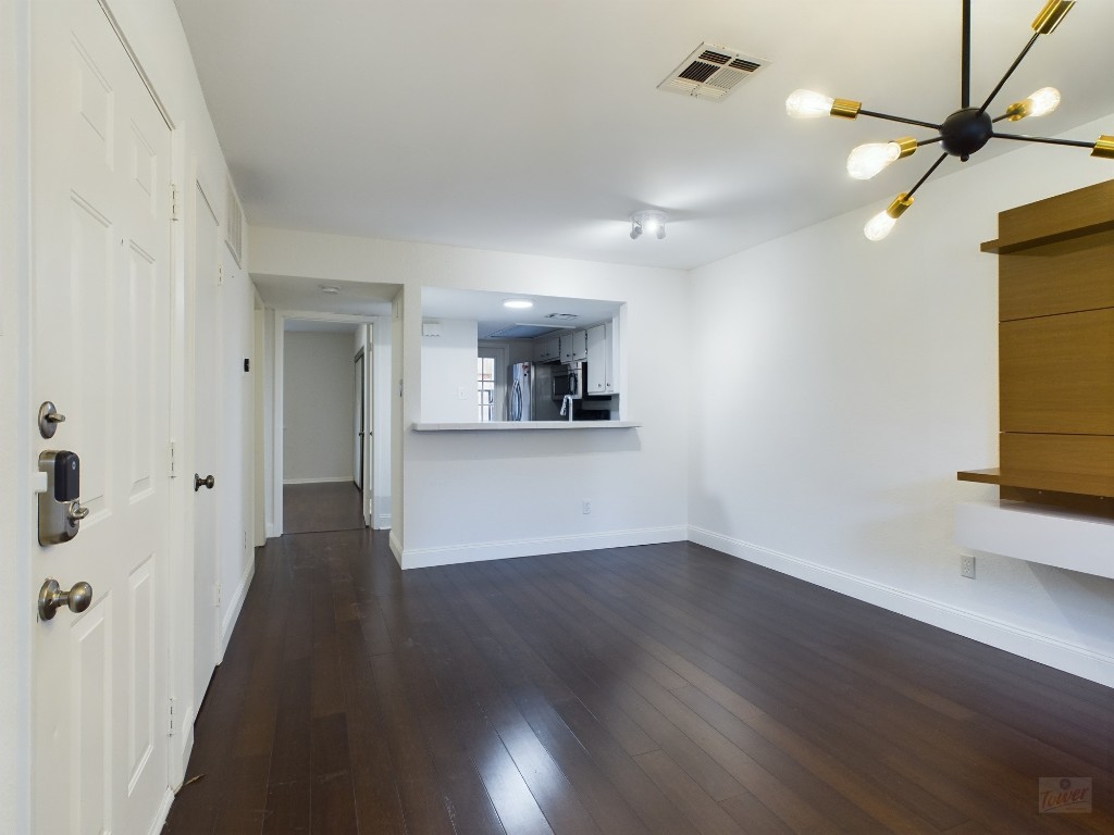2104 Cullen Avenue 4-117 , Austin, TX, 78757 | 6333440 | Realty Texas LLC