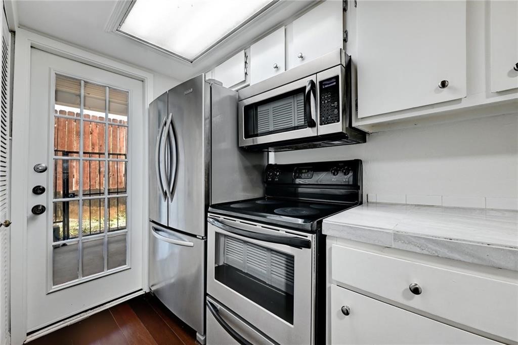 2104 Cullen Avenue 4-117 , Austin, TX, 78757 | 6333440 | Realty Texas LLC