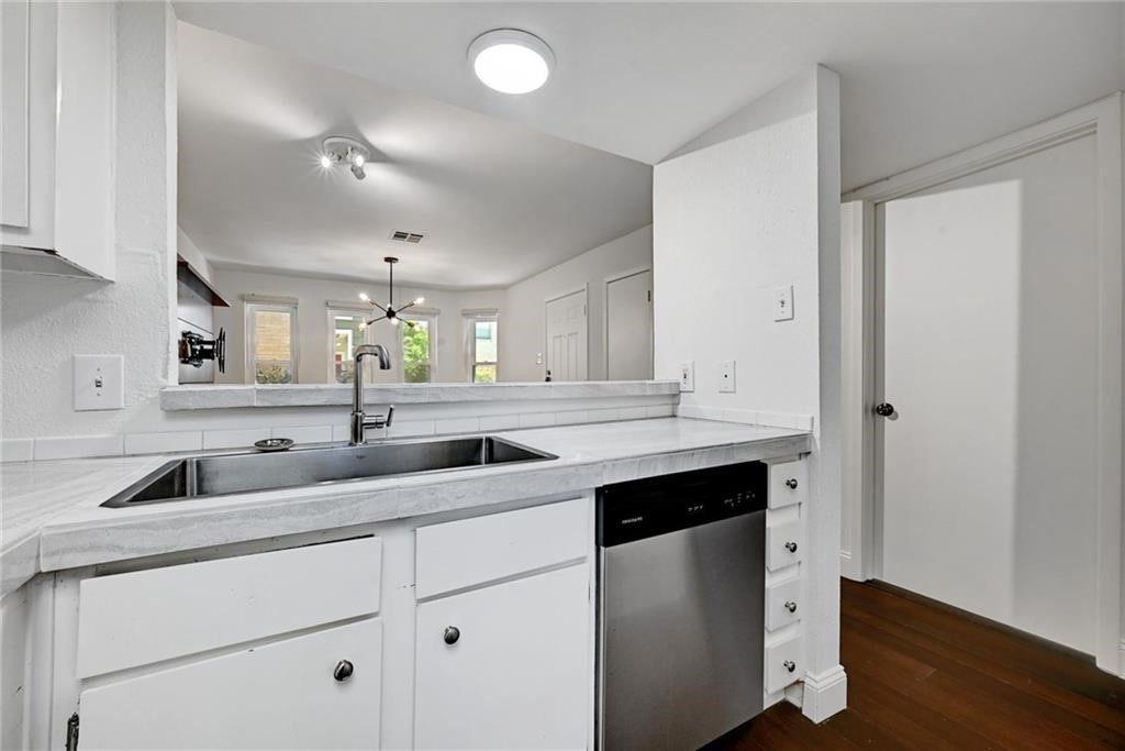 2104 Cullen Avenue 4-117 , Austin, TX, 78757 | 6333440 | Realty Texas LLC
