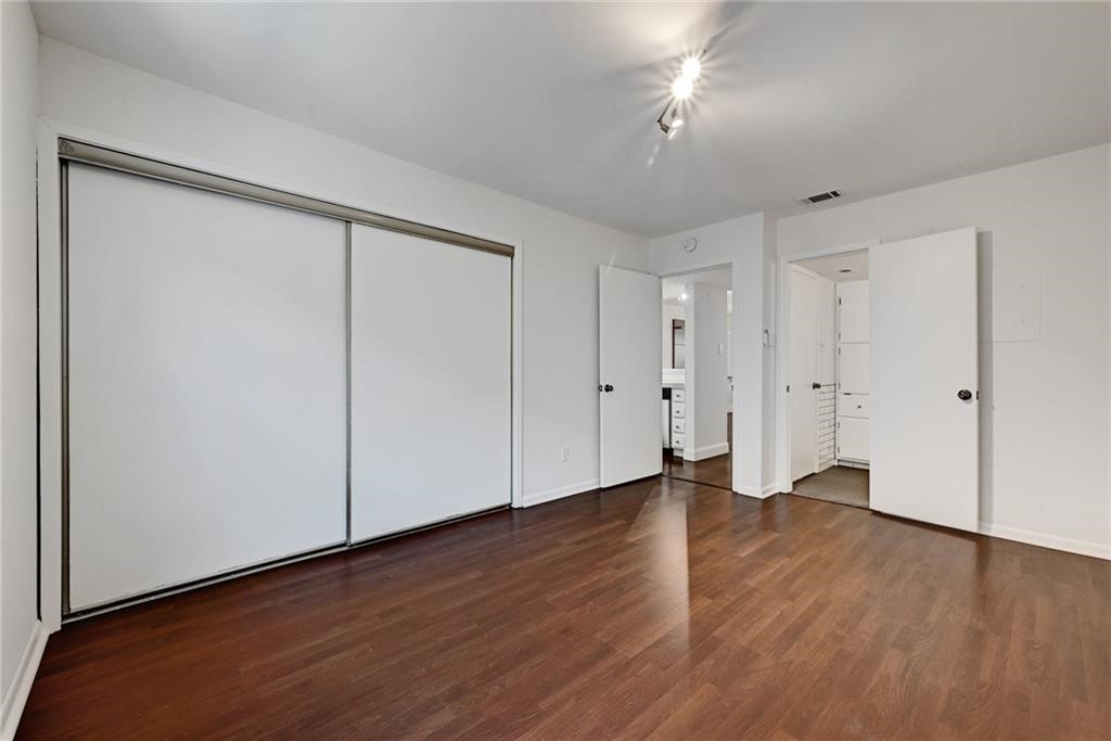 2104 Cullen Avenue 4-117 , Austin, TX, 78757 | 6333440 | Realty Texas LLC