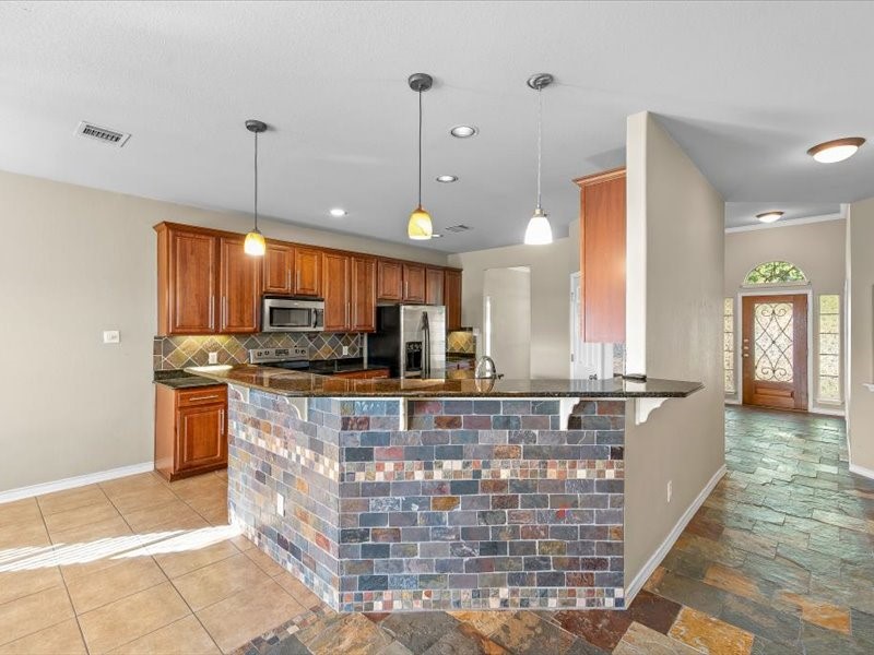 120 Emory Fields Drive , Hutto, TX, 78634 | 8984312 | Realty Texas LLC