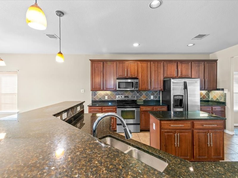 120 Emory Fields Drive , Hutto, TX, 78634 | 8984312 | Realty Texas LLC