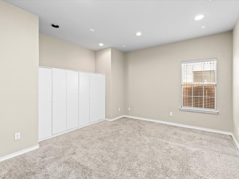 120 Emory Fields Drive , Hutto, TX, 78634 | 8984312 | Realty Texas LLC