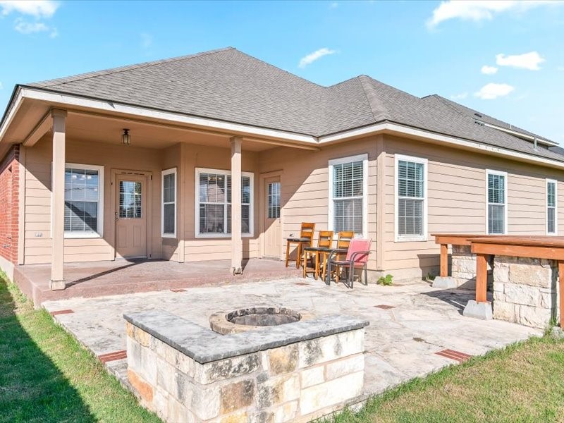 120 Emory Fields Drive , Hutto, TX, 78634 | 8984312 | Realty Texas LLC