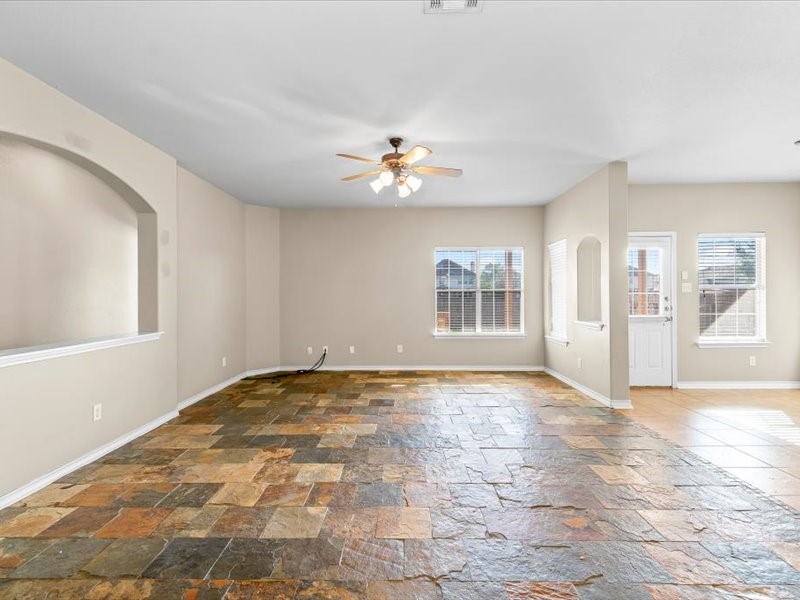 120 Emory Fields Drive , Hutto, TX, 78634 | 8984312 | Realty Texas LLC