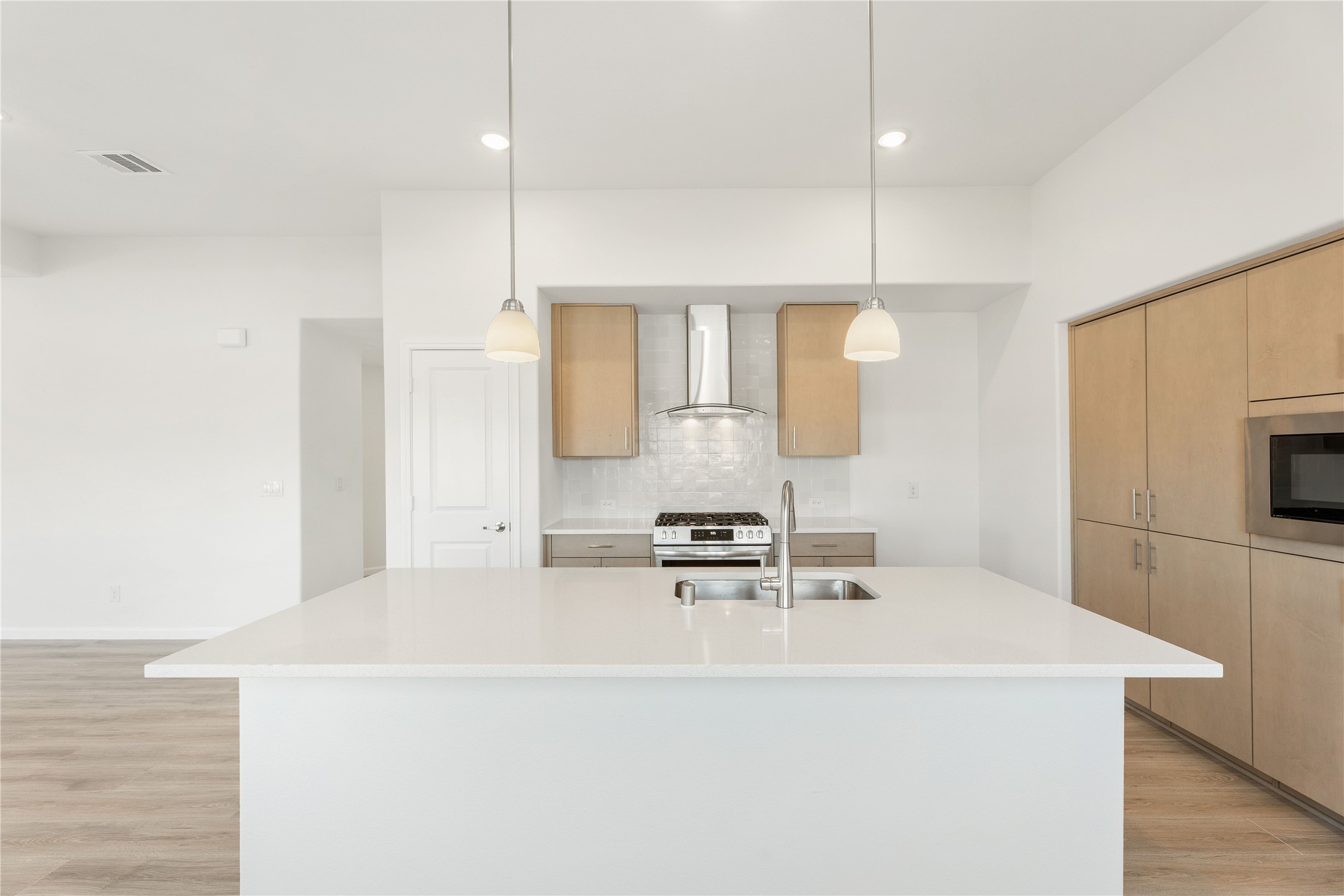 1505 Laurel Avenue , Aubrey, TX, 76227 | 20719336 | Realty Texas LLC