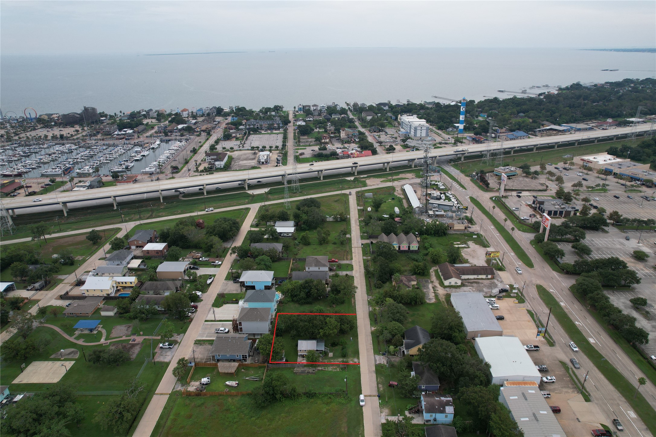 95 W 8th Street , Kemah, TX, 77565 | 3670189 | Realty Texas LLC