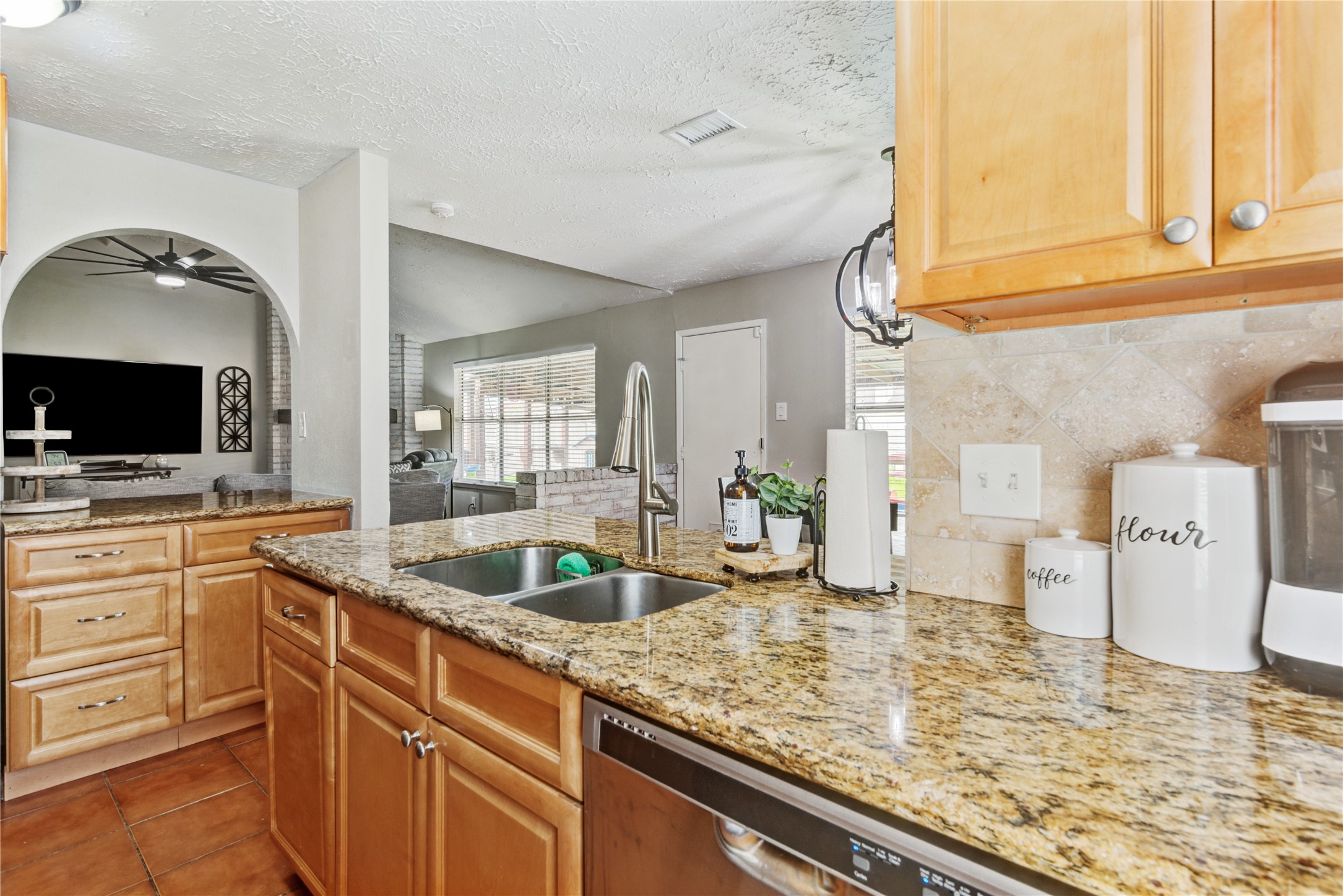 9734 Barmont Drive , La Porte, TX, 77571 | 51208849 | Realty Texas LLC