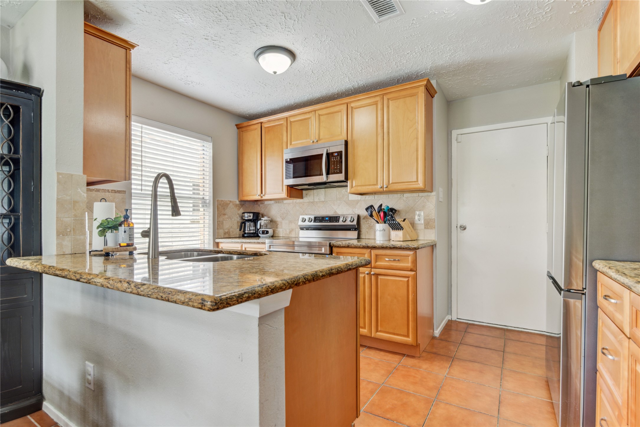 9734 Barmont Drive , La Porte, TX, 77571 | 51208849 | Realty Texas LLC