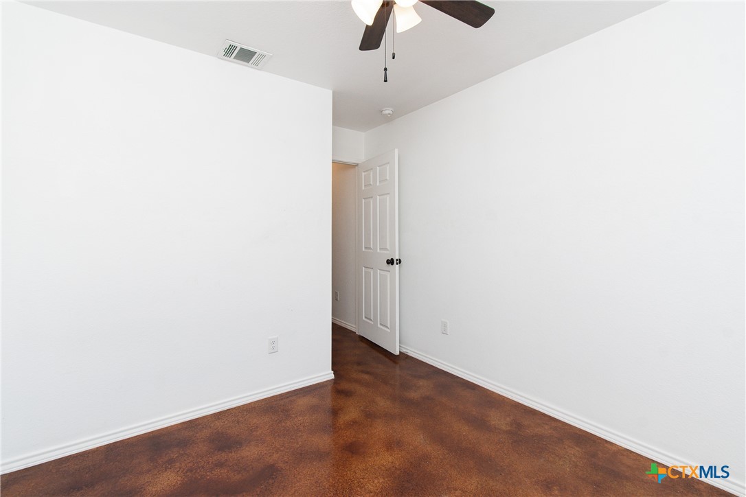 235 N Mary Jo Drive B , Harker Heights, TX, 76548 | 556083 | Realty Texas LLC