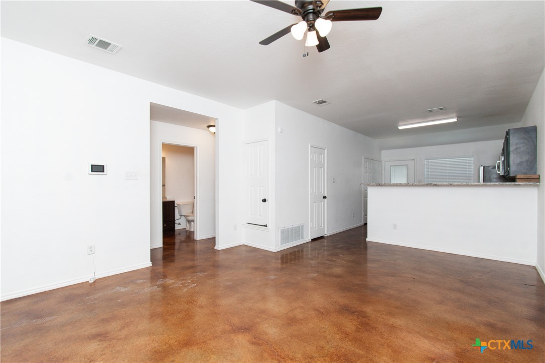235 N Mary Jo Drive B , Harker Heights, TX, 76548 | 556083 | Realty Texas LLC