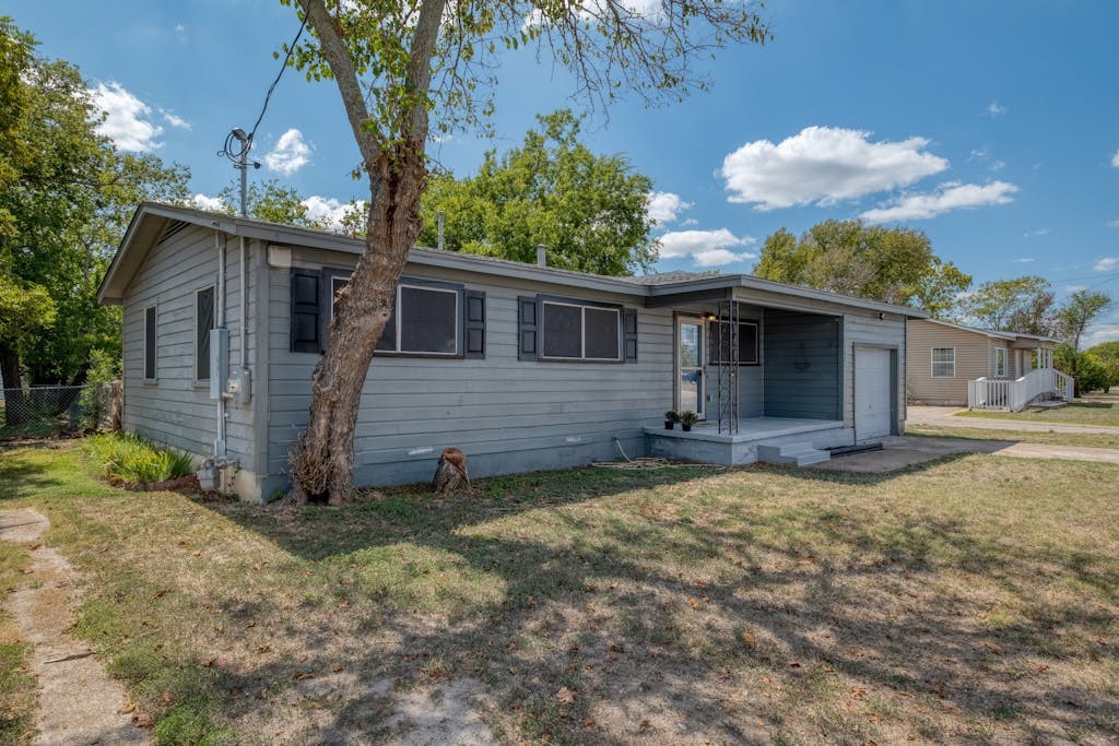 102 Robertson Avenue , Copperas Cove, TX, 76522 | 9054656 | Realty Texas LLC