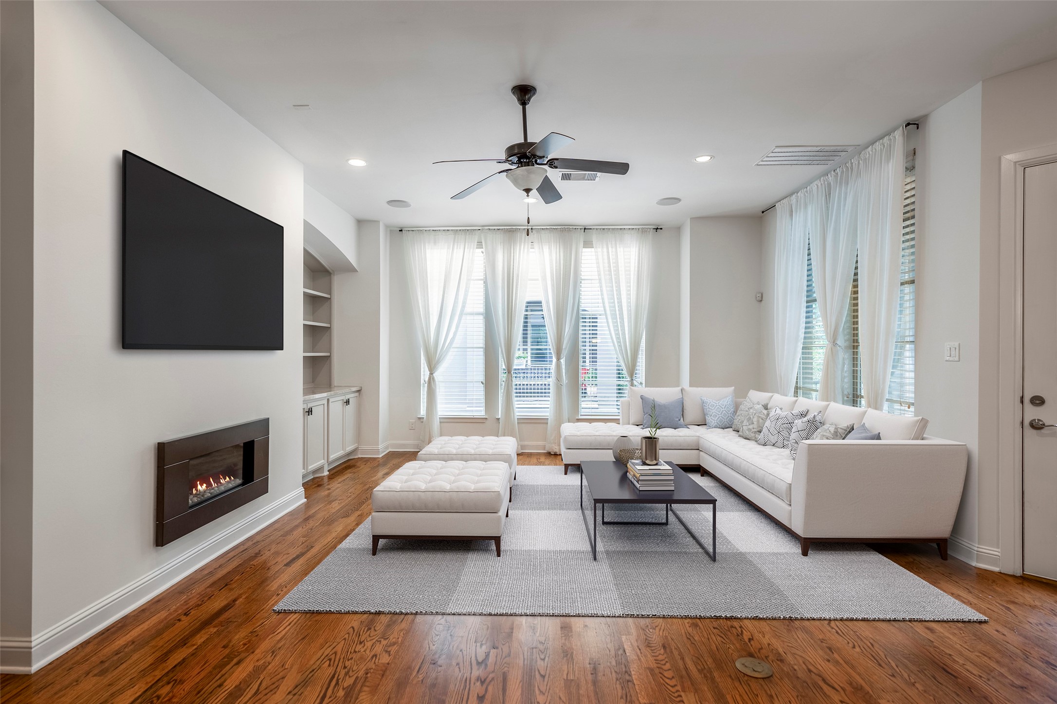 4102 Roseland Street , Houston, TX, 77006 | 20973789 | Realty Texas LLC