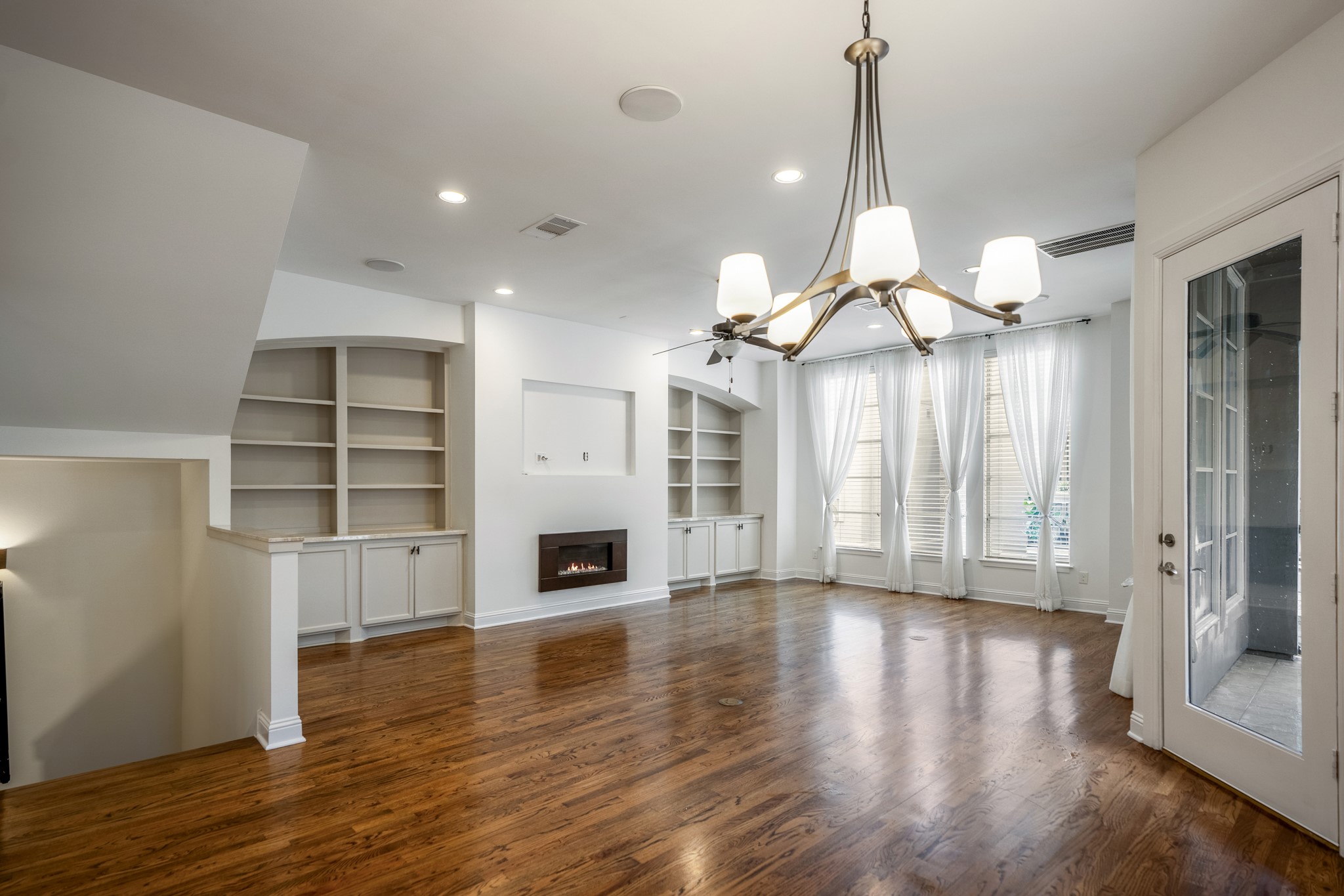 4102 Roseland Street , Houston, TX, 77006 | 20973789 | Realty Texas LLC