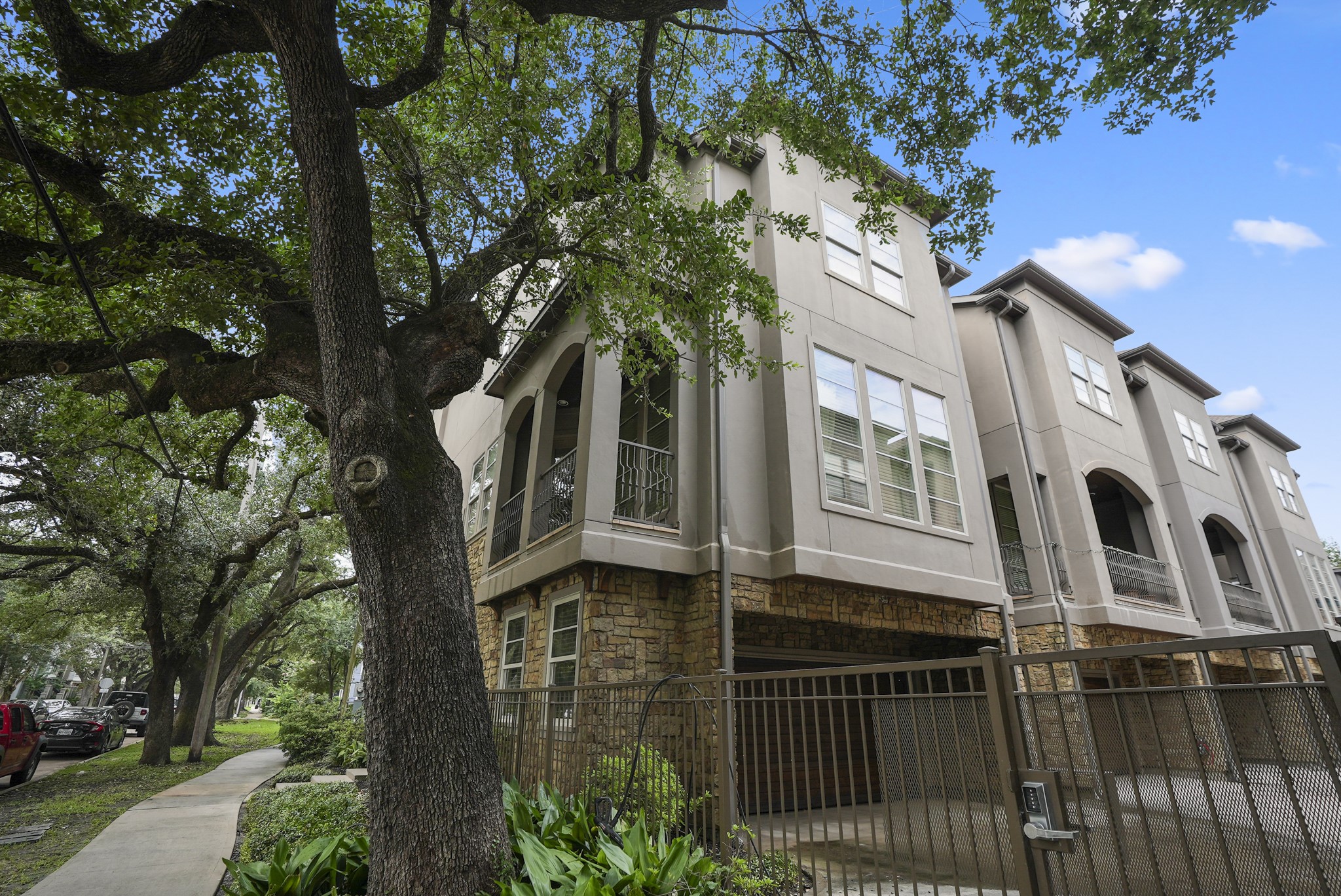 4102 Roseland Street , Houston, TX, 77006 | 20973789 | Realty Texas LLC