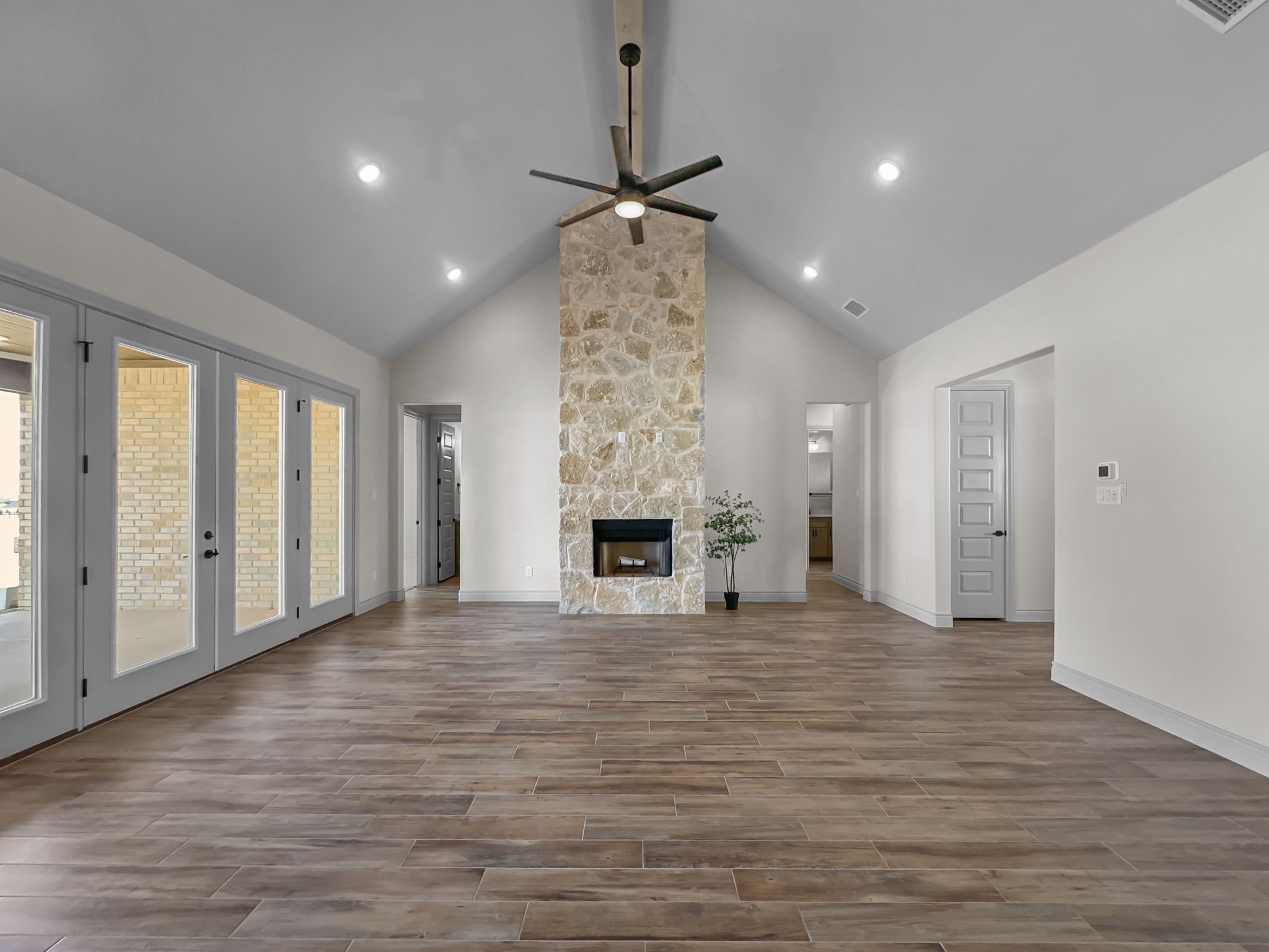 195 Coalson Crossing , Azle, TX, 76020 | 20724913 | Realty Texas LLC