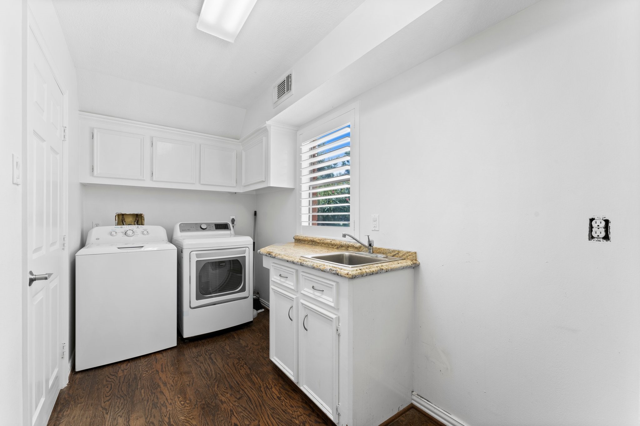 39 Watertree Court , The Woodlands, TX, 77380 | 65862082 | Realty Texas LLC