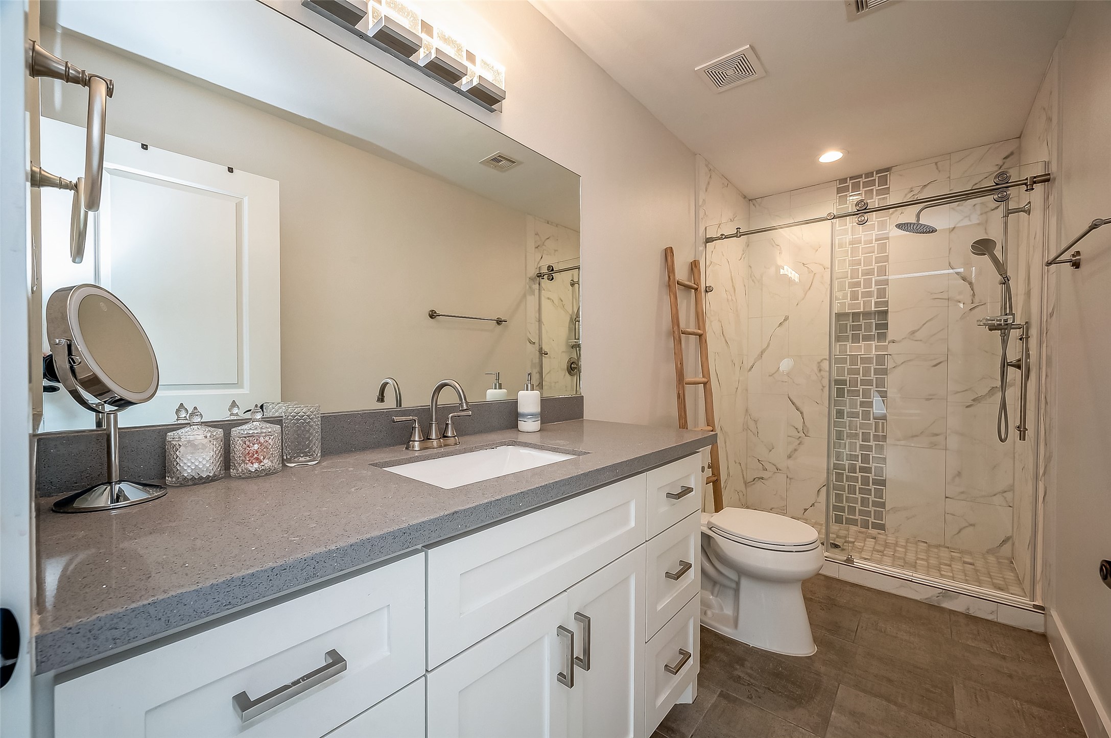 12902 Kimberley Lane , Houston, TX, 77079 | 92704296 | Realty Texas LLC