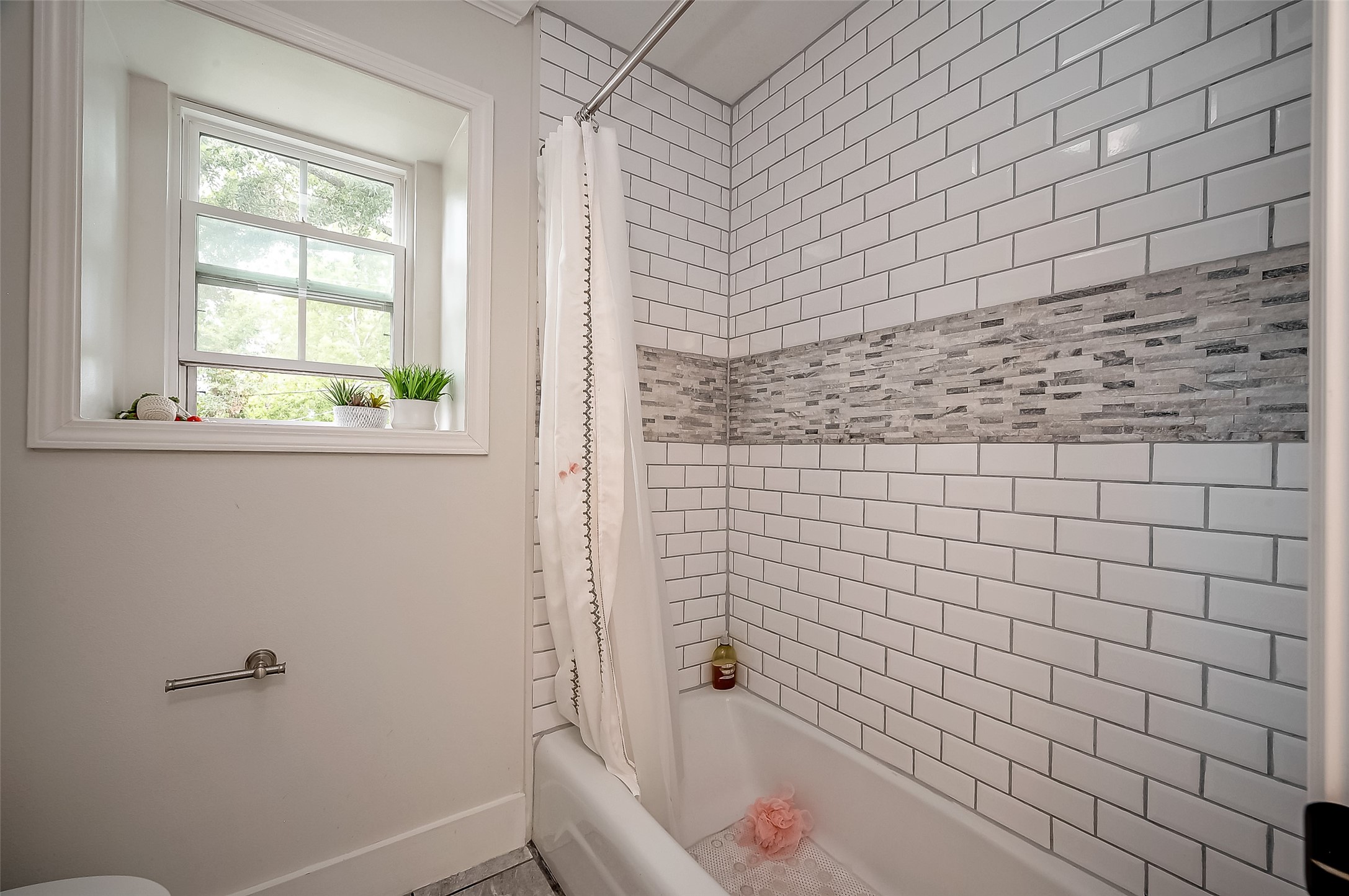 12902 Kimberley Lane , Houston, TX, 77079 | 92704296 | Realty Texas LLC