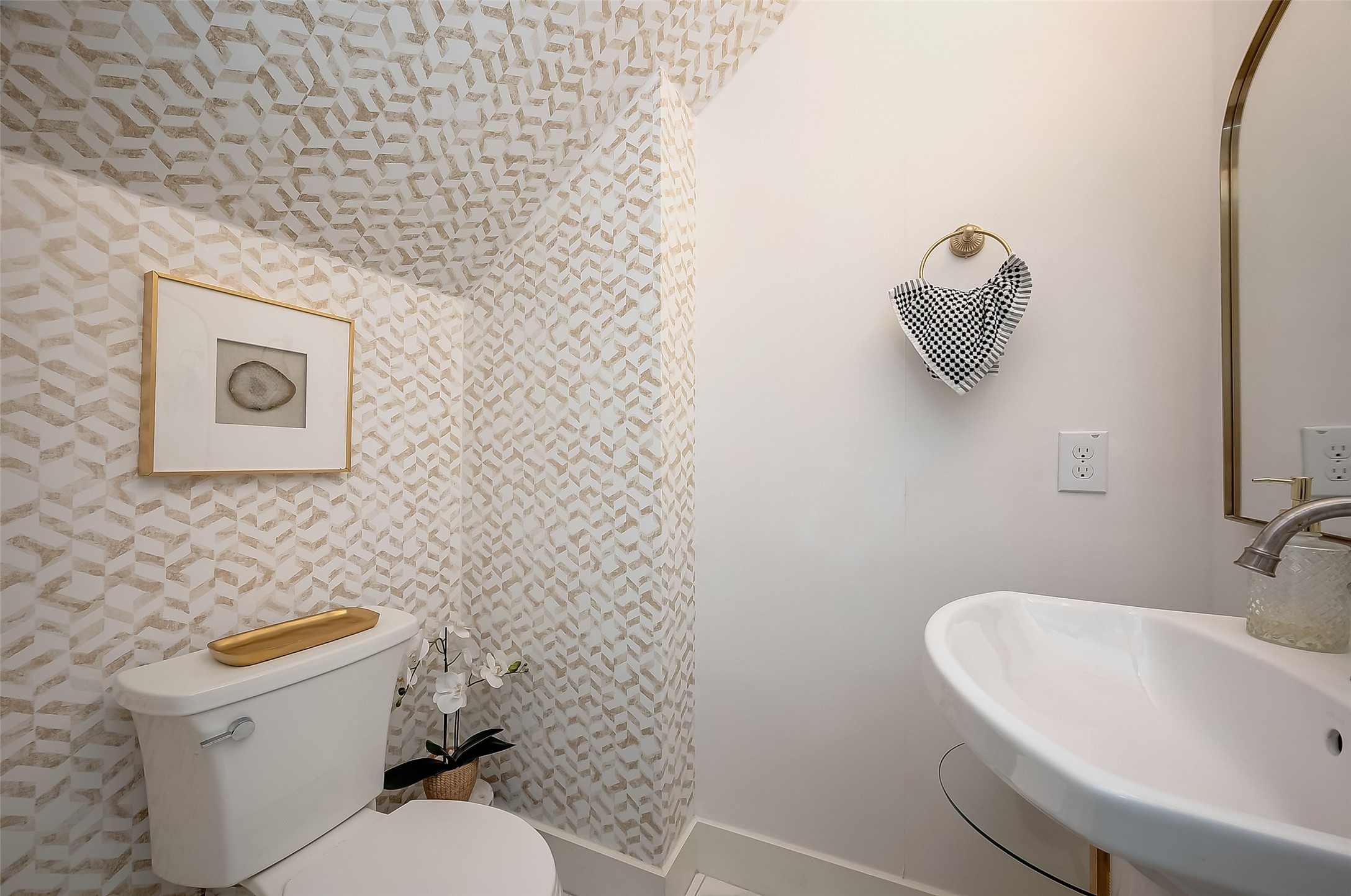 12902 Kimberley Lane , Houston, TX, 77079 | 92704296 | Realty Texas LLC