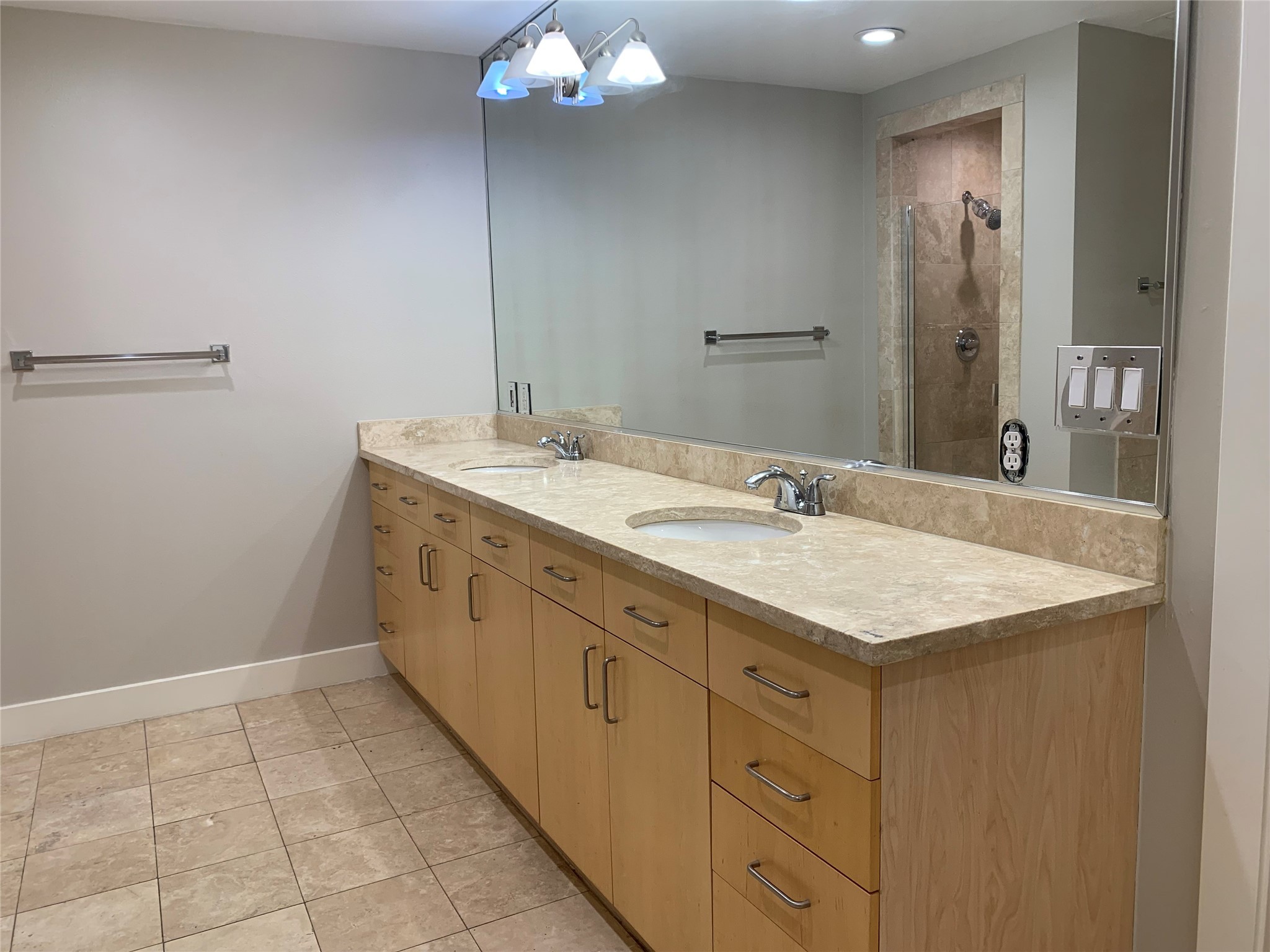 5055 Addison Circle 207 , Addison, TX, 75001 | 20725666 | Realty Texas LLC