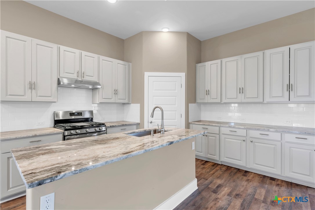 400 Zuleme Street , Burnet, TX, 78611 | 556360 | Realty Texas LLC