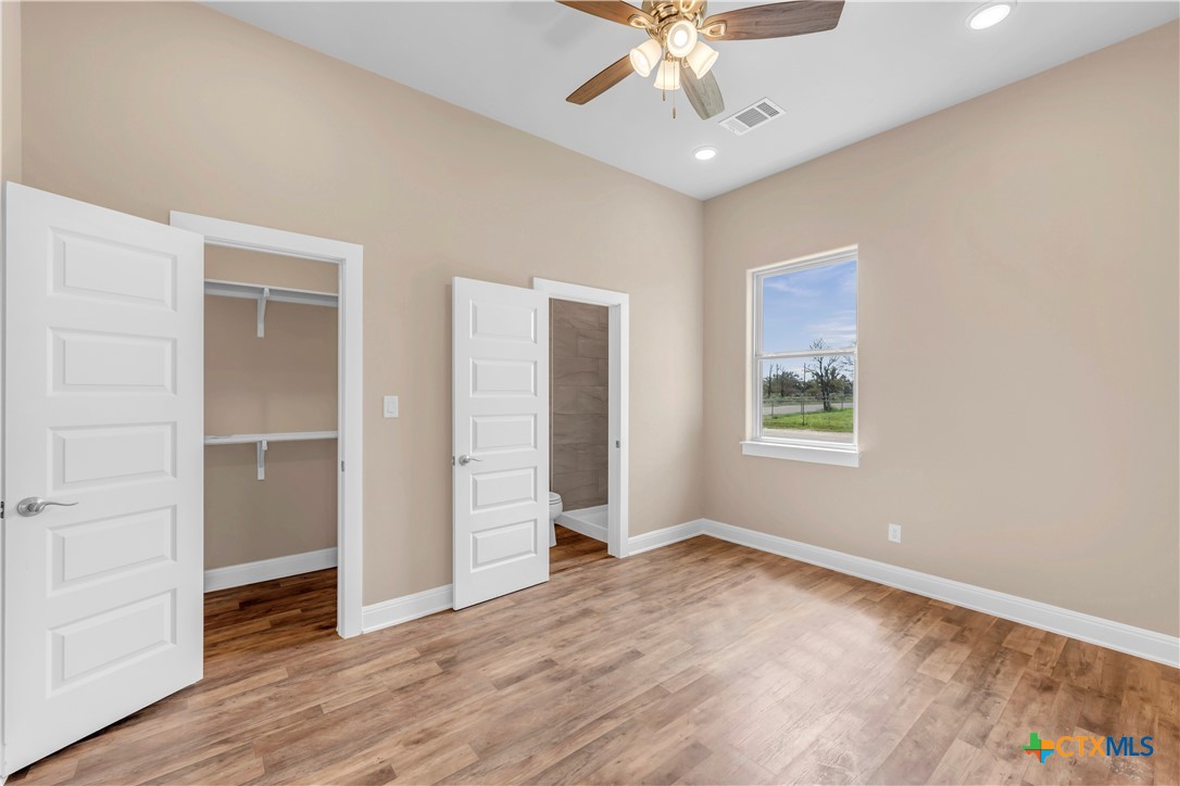 400 Zuleme Street , Burnet, TX, 78611 | 556360 | Realty Texas LLC