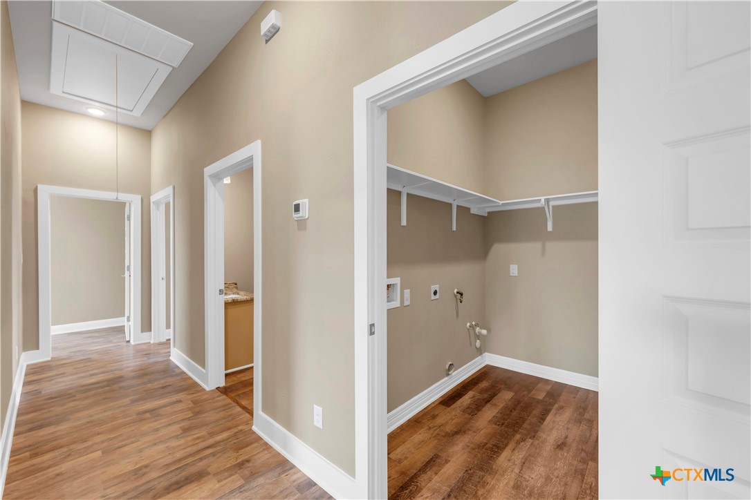 400 Zuleme Street , Burnet, TX, 78611 | 556360 | Realty Texas LLC