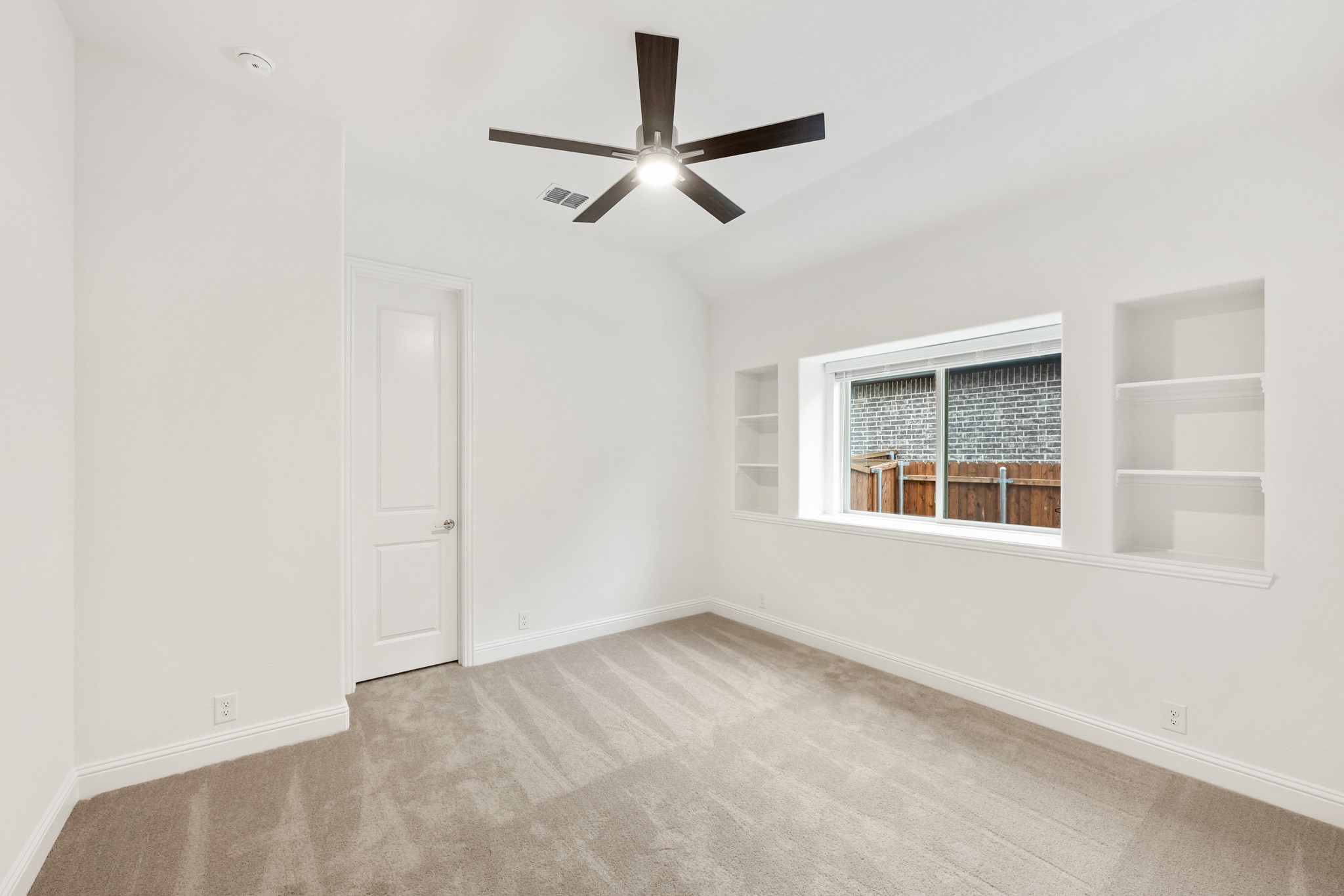1003 Emerald Trace Drive , Justin, TX, 76247 | 20725763 | Realty Texas LLC