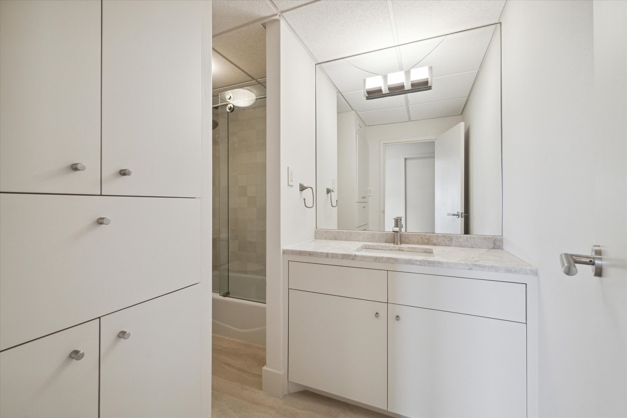 2929 Buffalo Speedway A1504 , Houston, TX, 77098 | 64396313 | Realty Texas LLC