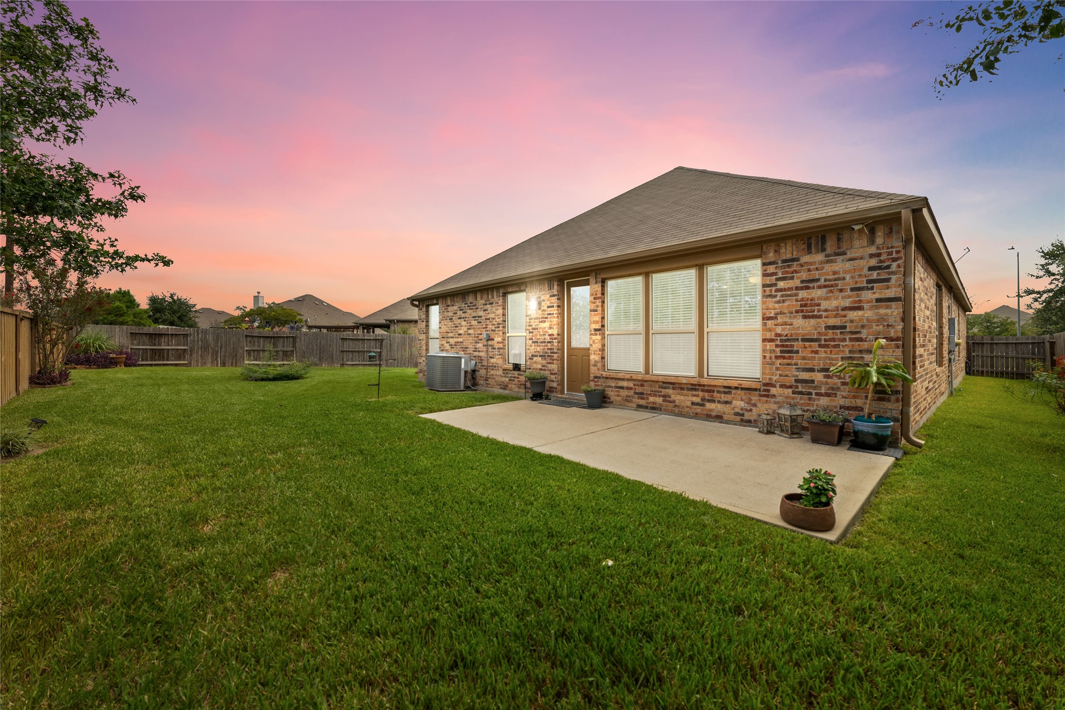 2807 Old Railroad Street , Katy, TX, 77493 | 58072251 | Realty Texas LLC