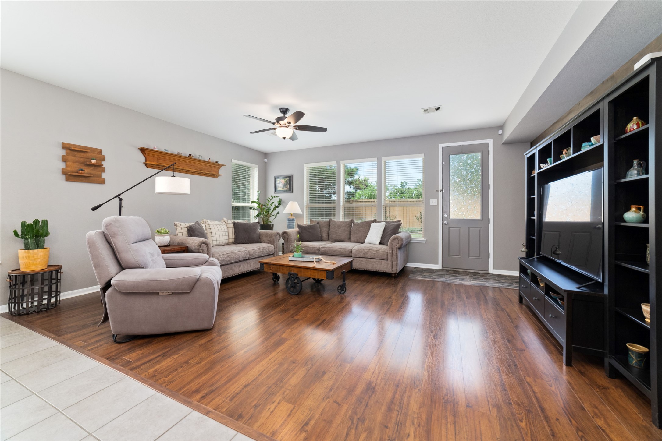 2807 Old Railroad Street , Katy, TX, 77493 | 58072251 | Realty Texas LLC