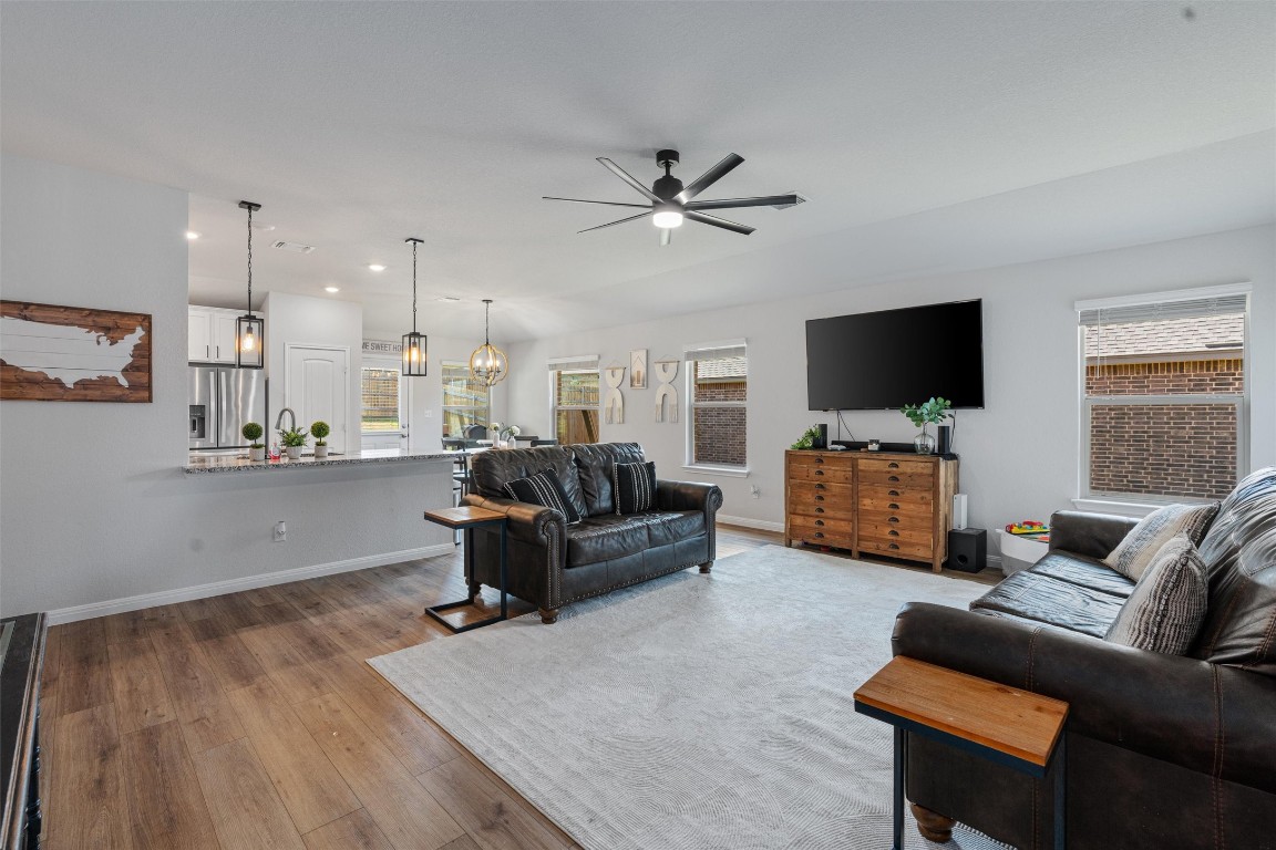 125 Cinnamon Loop , Burnet, TX, 78611 | 7173271 | Realty Texas LLC