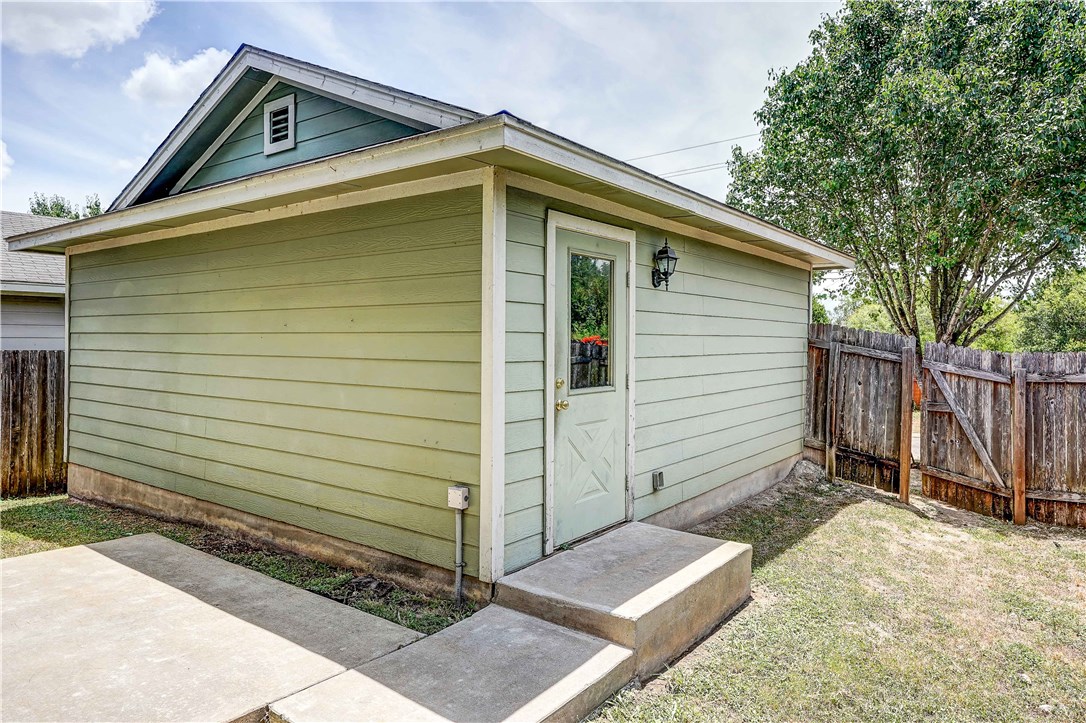 2301 Melissa Oaks , Austin, TX, 78744 | 8349076 | Realty Texas LLC
