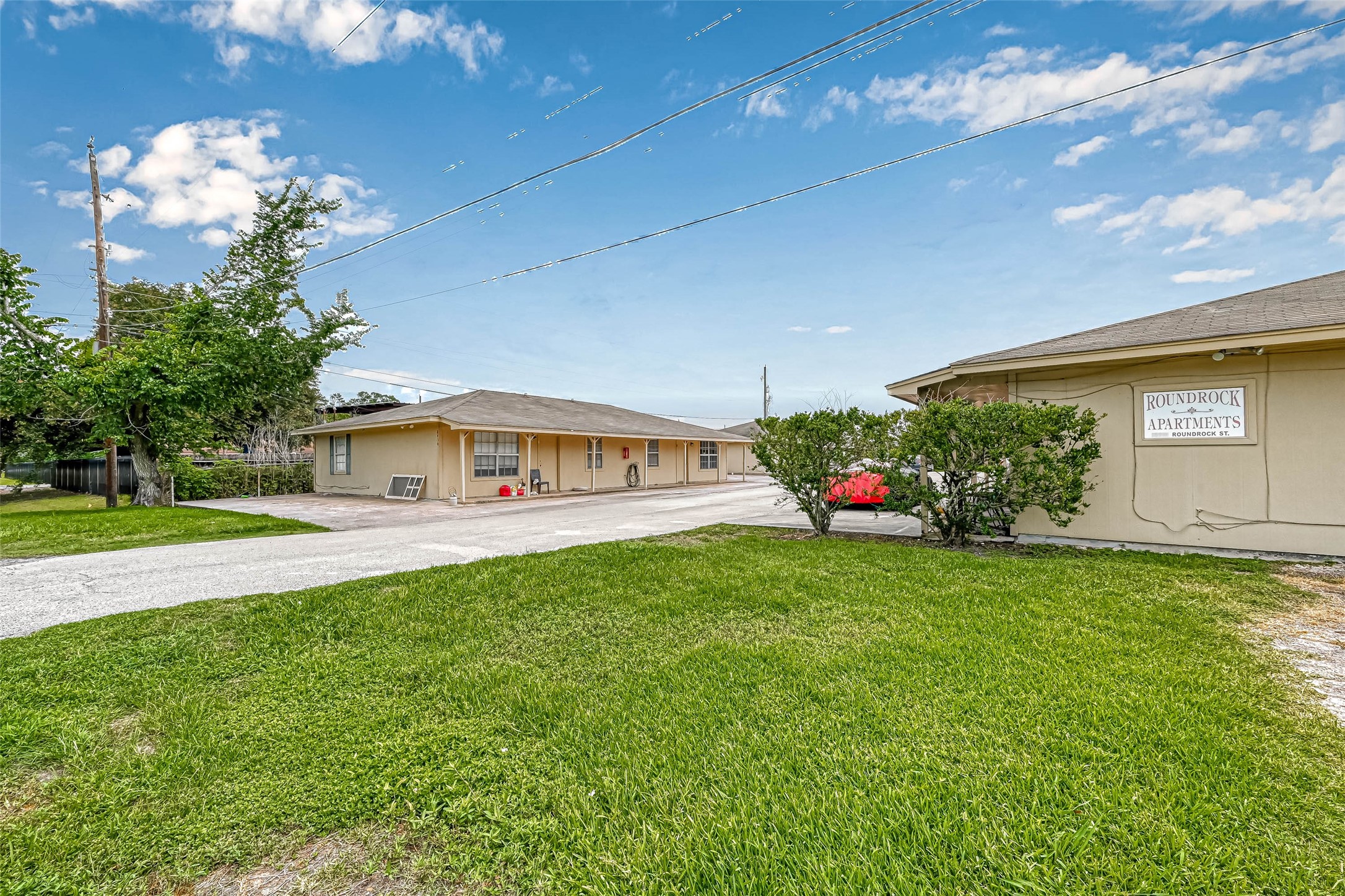 8430 Roundrock Drive 8 , Houston, TX, 77049 | 31958091 | Realty Texas LLC
