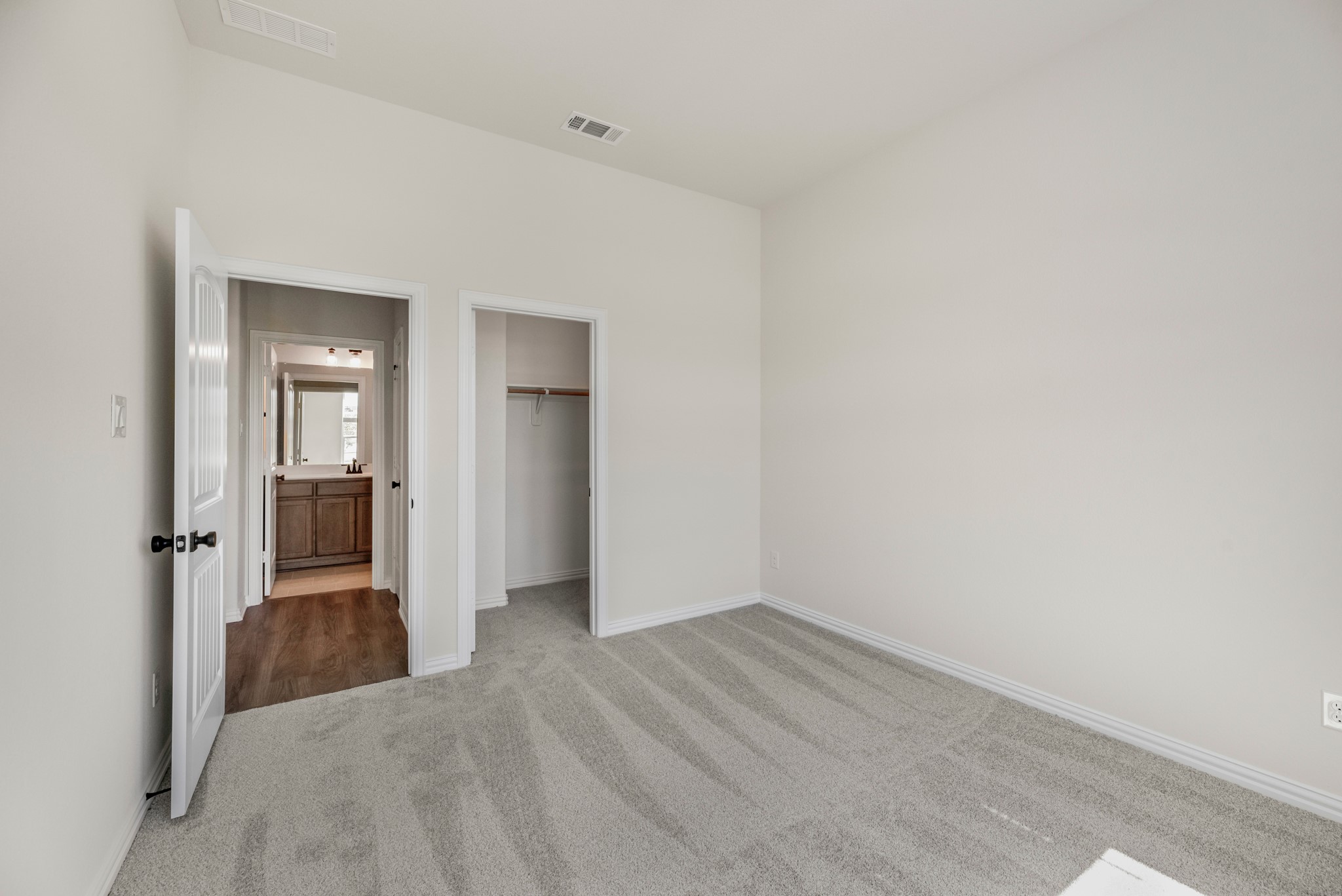 80 Yosemite Trail , Valley View, TX, 76272 | 20729493 | Realty Texas LLC