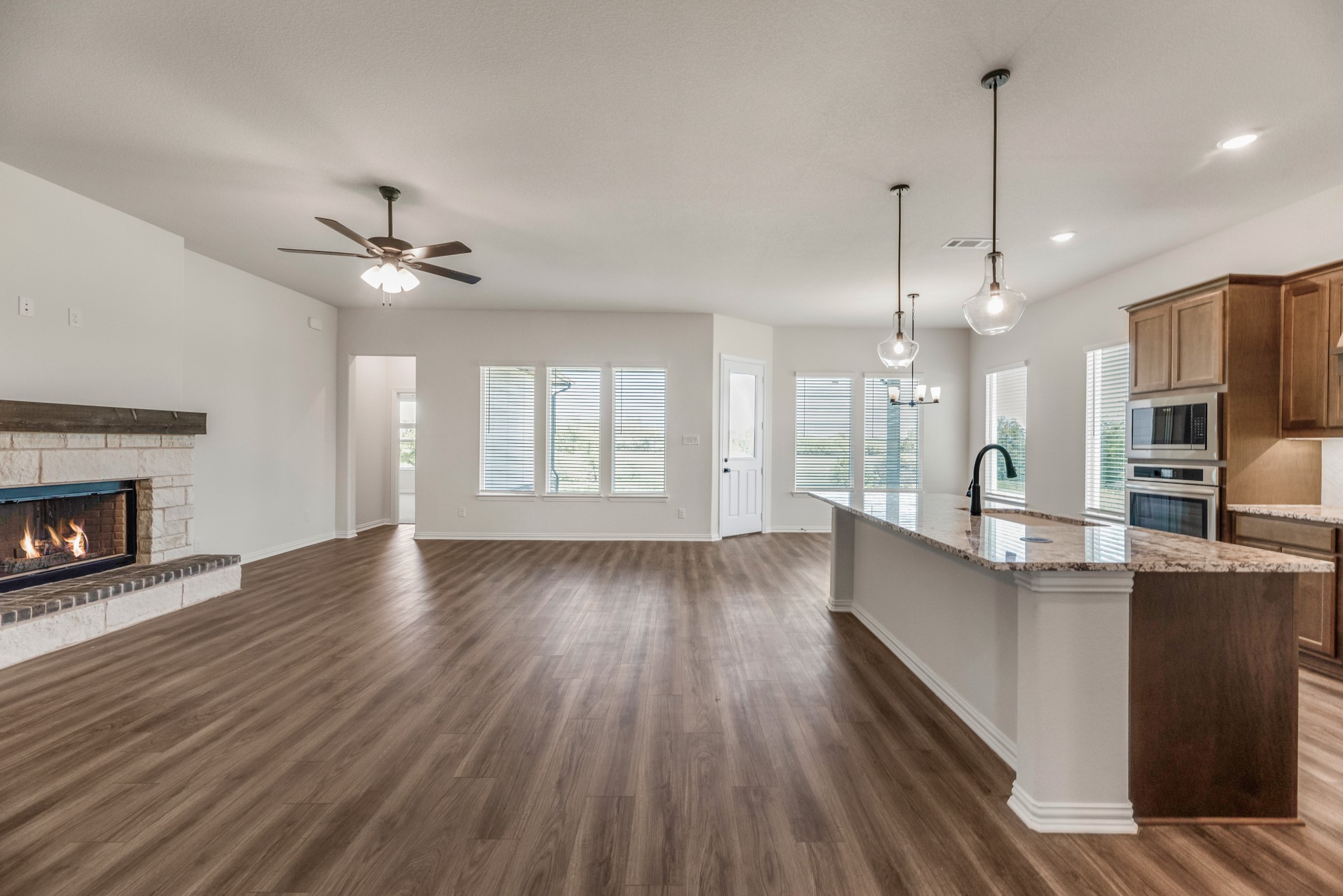 80 Yosemite Trail , Valley View, TX, 76272 | 20729493 | Realty Texas LLC