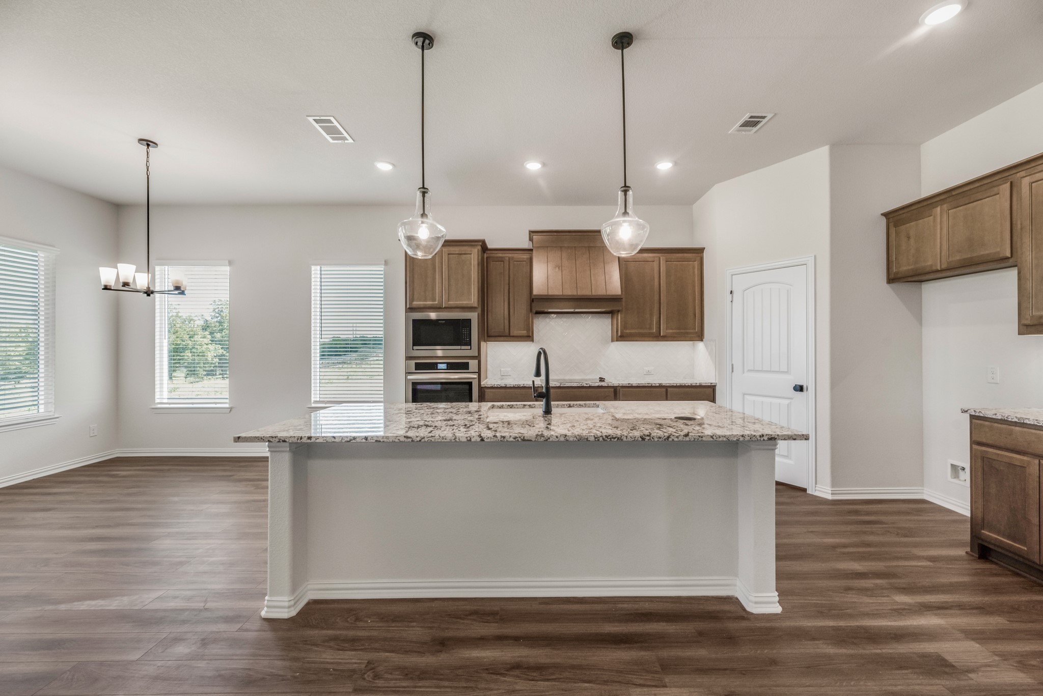 80 Yosemite Trail , Valley View, TX, 76272 | 20729493 | Realty Texas LLC