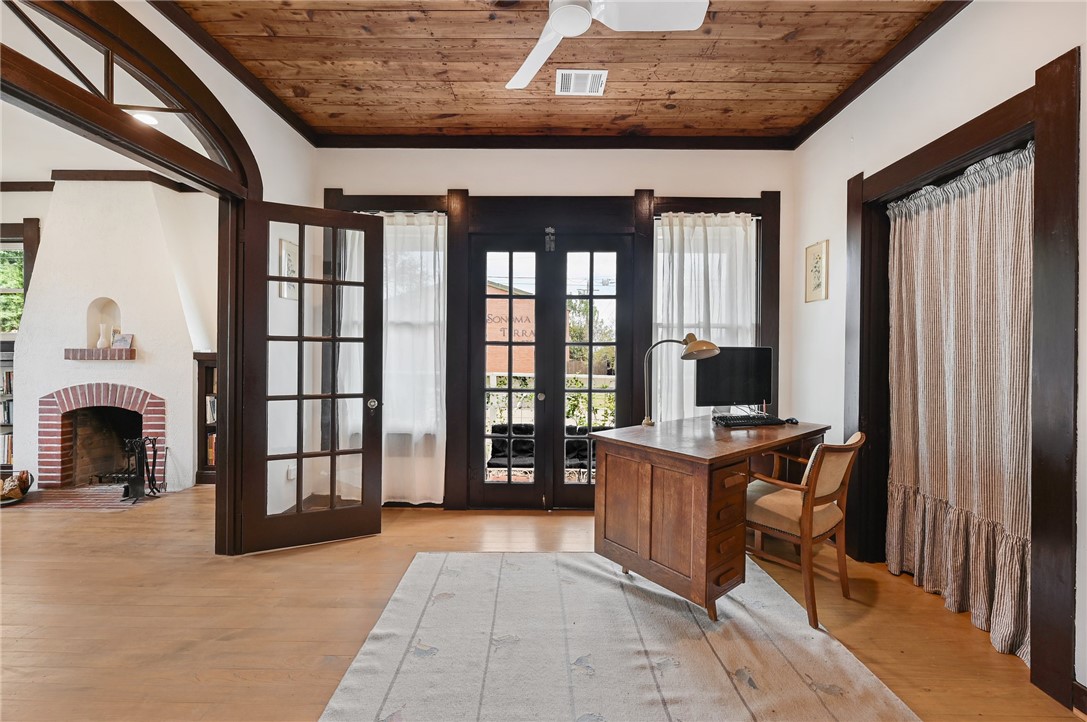 715 E 31st Street , Bryan, TX, 77803 | 24013667 | Realty Texas LLC