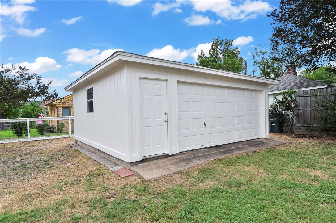 715 E 31st Street , Bryan, TX, 77803 | 24013667 | Realty Texas LLC