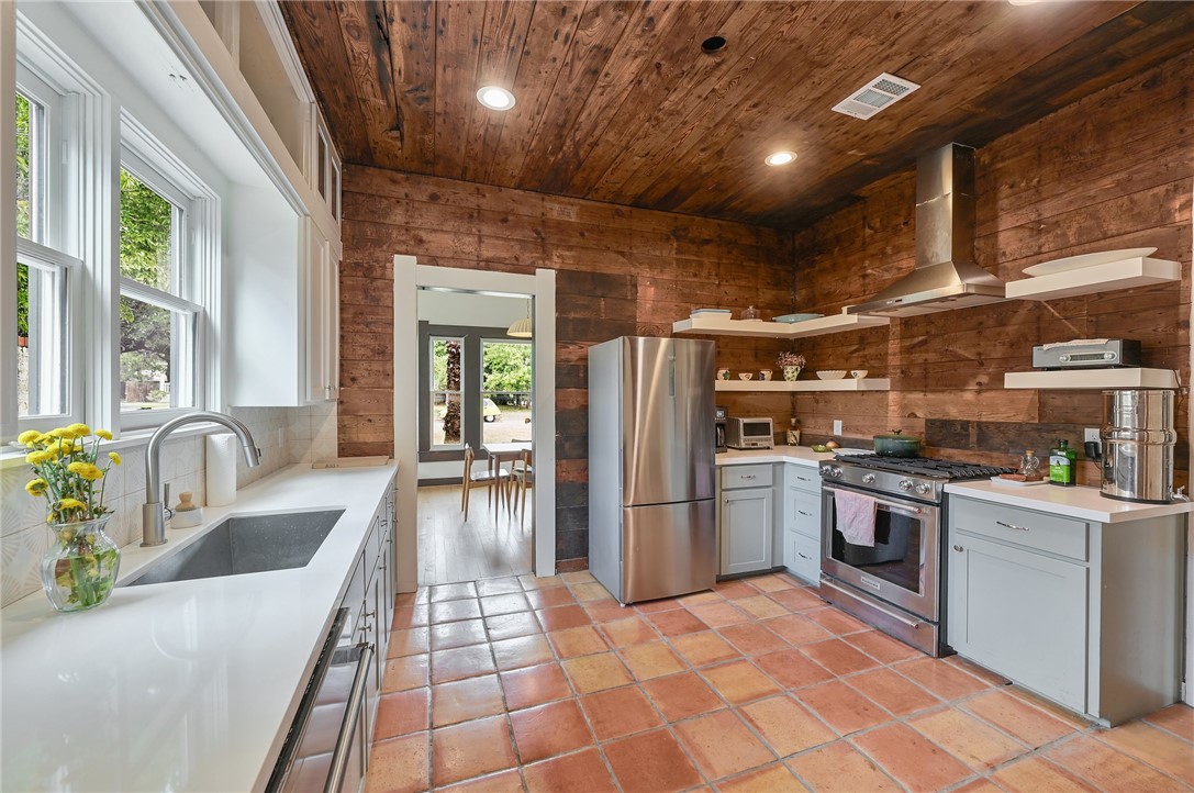 715 E 31st Street , Bryan, TX, 77803 | 24013667 | Realty Texas LLC