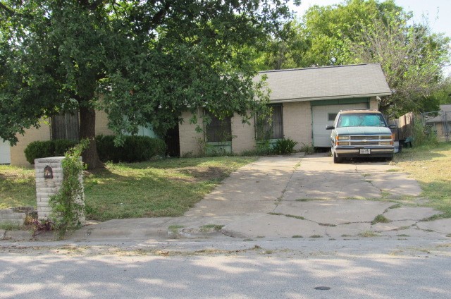 7006 Hillcroft Drive 