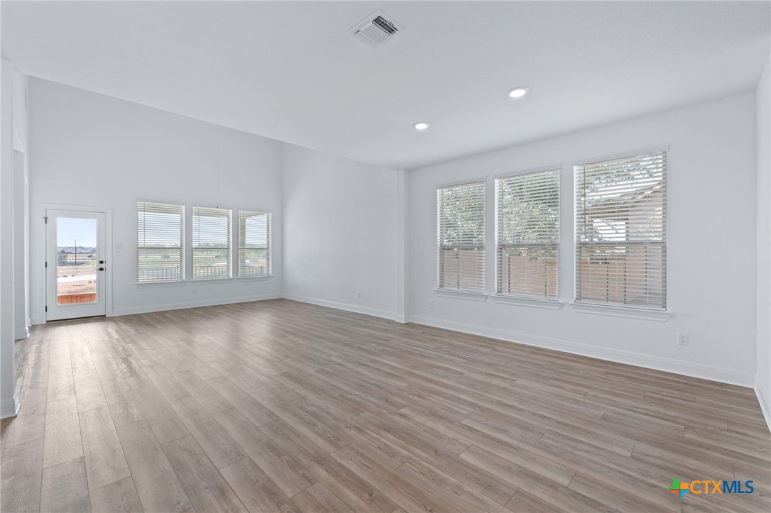 105 Raleigh Drive , Georgetown, TX, 78633 | 557355 | Realty Texas LLC