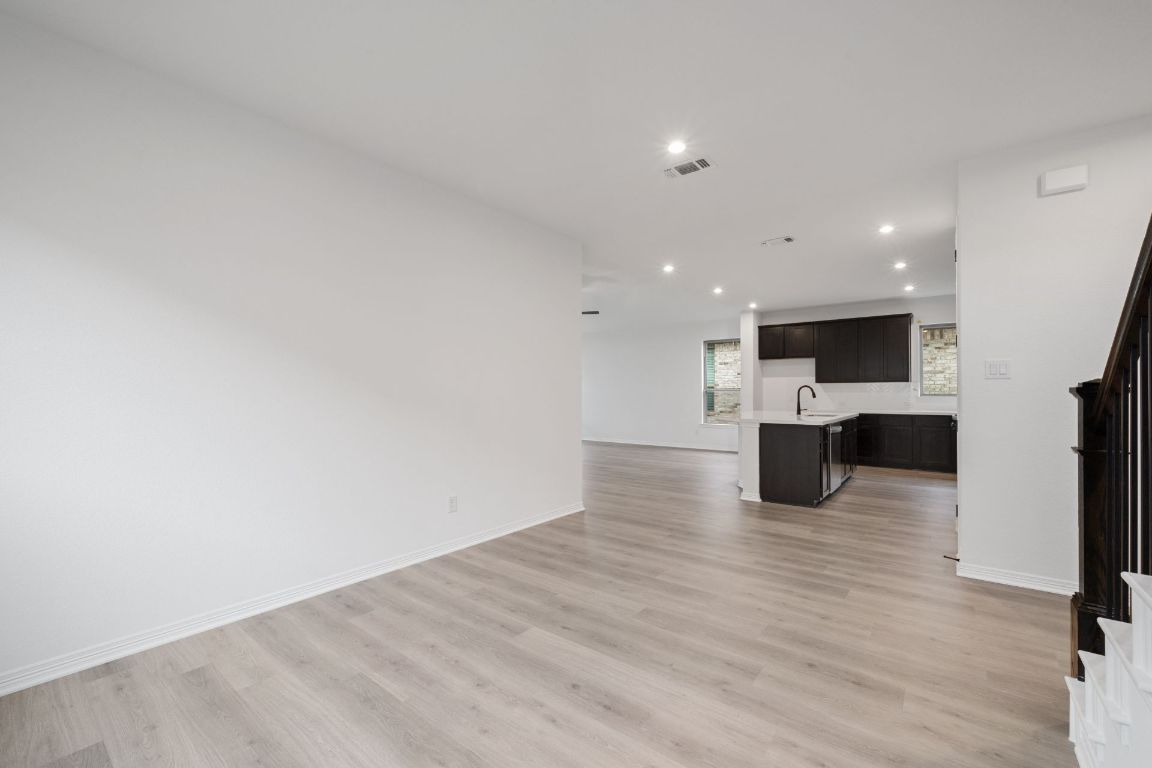 537 Raleigh Drive , Georgetown, TX, 78633 | 5914831 | Realty Texas LLC