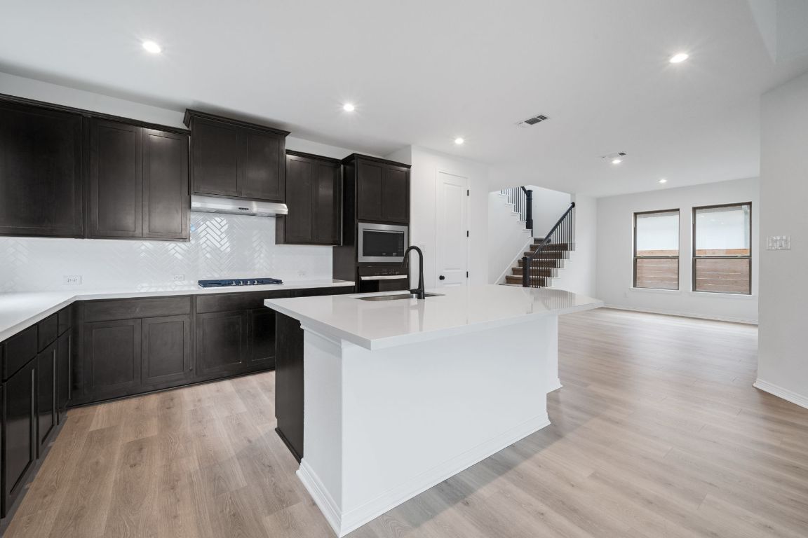 537 Raleigh Drive , Georgetown, TX, 78633 | 5914831 | Realty Texas LLC