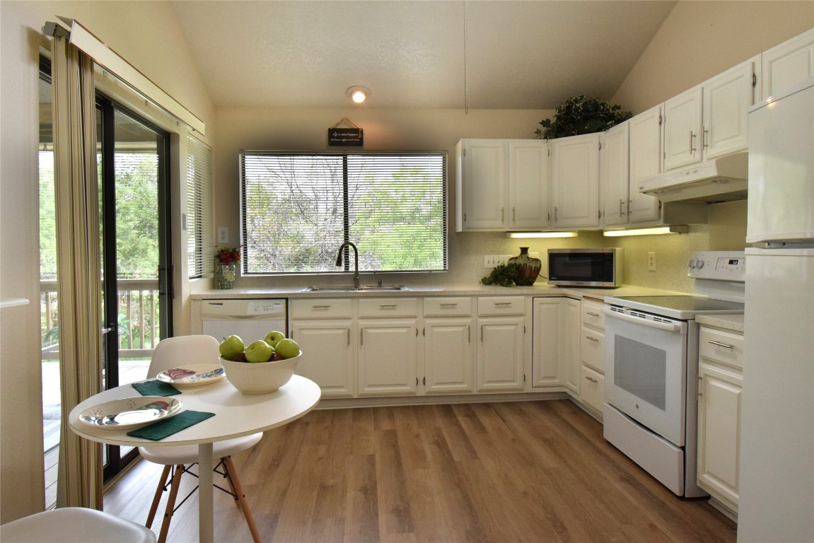 1105 Lohmans Crossing Road , Lakeway, TX, 78734 | 8298684 | Realty Texas LLC