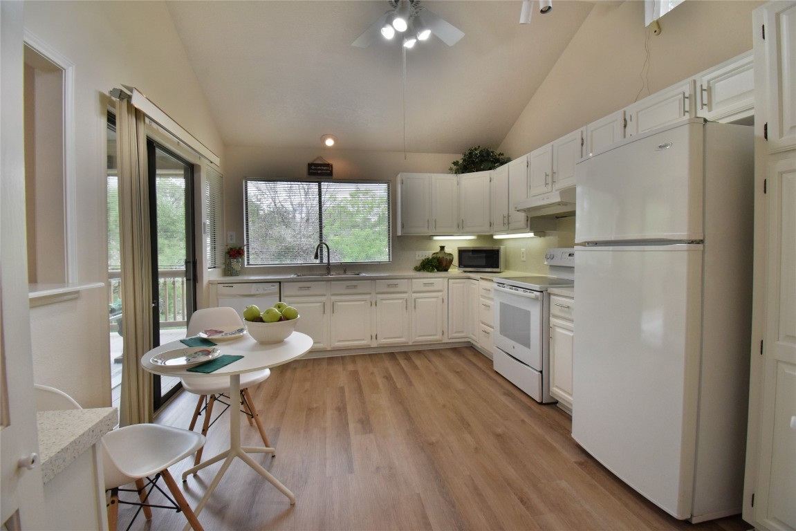 1105 Lohmans Crossing Road , Lakeway, TX, 78734 | 8298684 | Realty Texas LLC