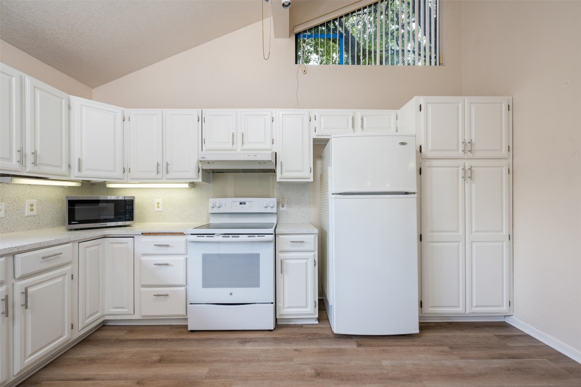 1105 Lohmans Crossing Road , Lakeway, TX, 78734 | 8298684 | Realty Texas LLC